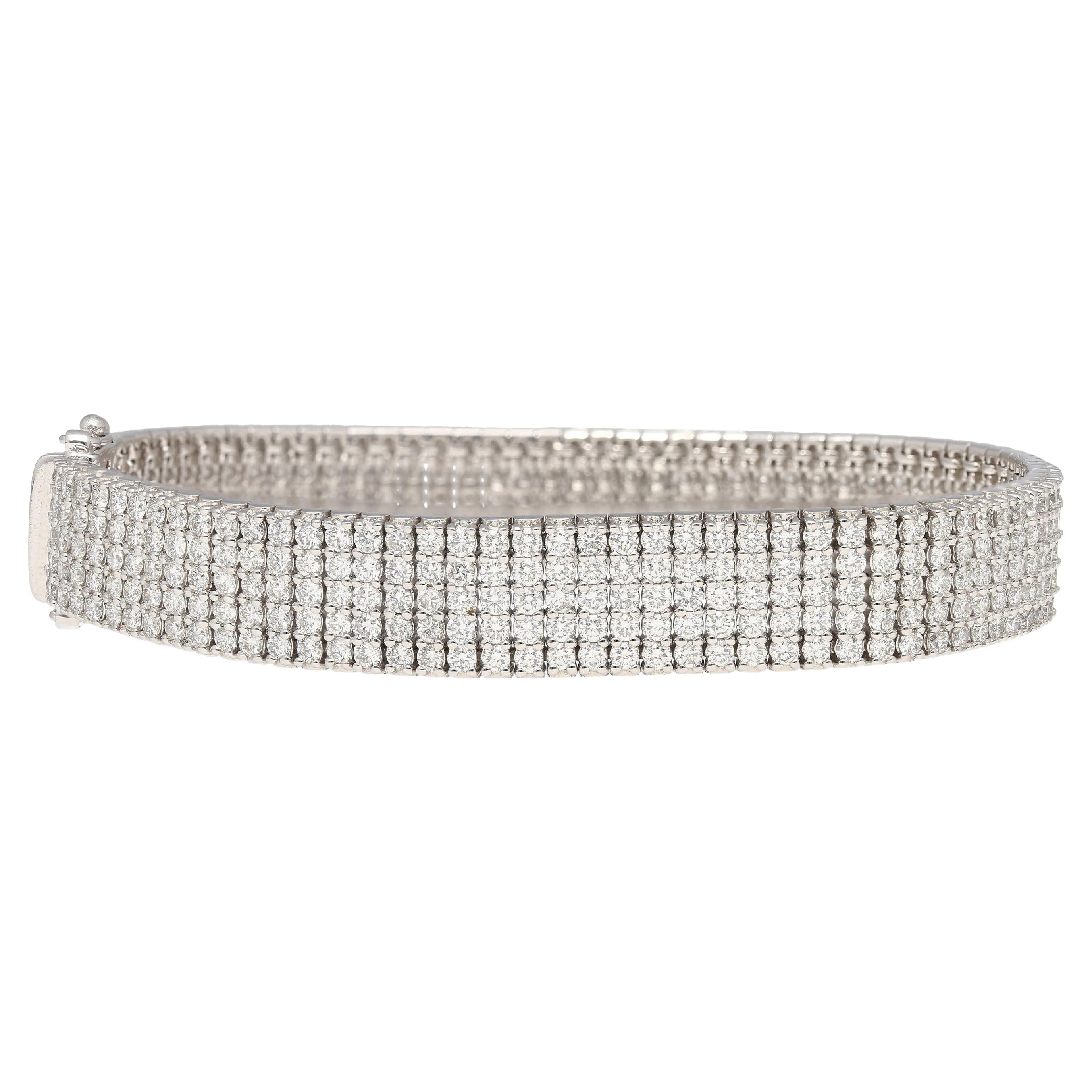 18k White Gold 9.32 Carat Natural Diamond 5-Row Tennis Bracelet For Sale