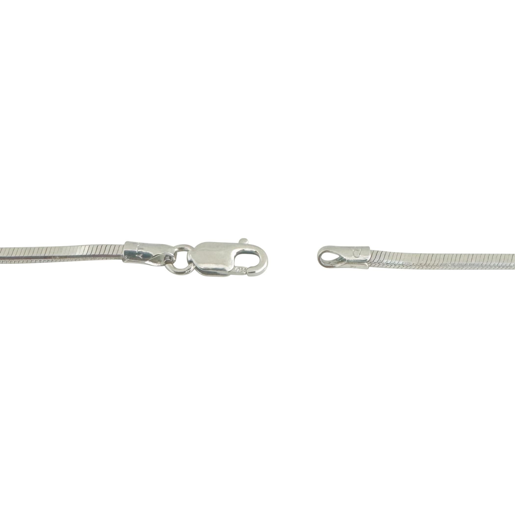 18 Karat Weißgold 9,4 g massive 1,5 mm quadratische Schlangen-Gliederhalskette Italien 18