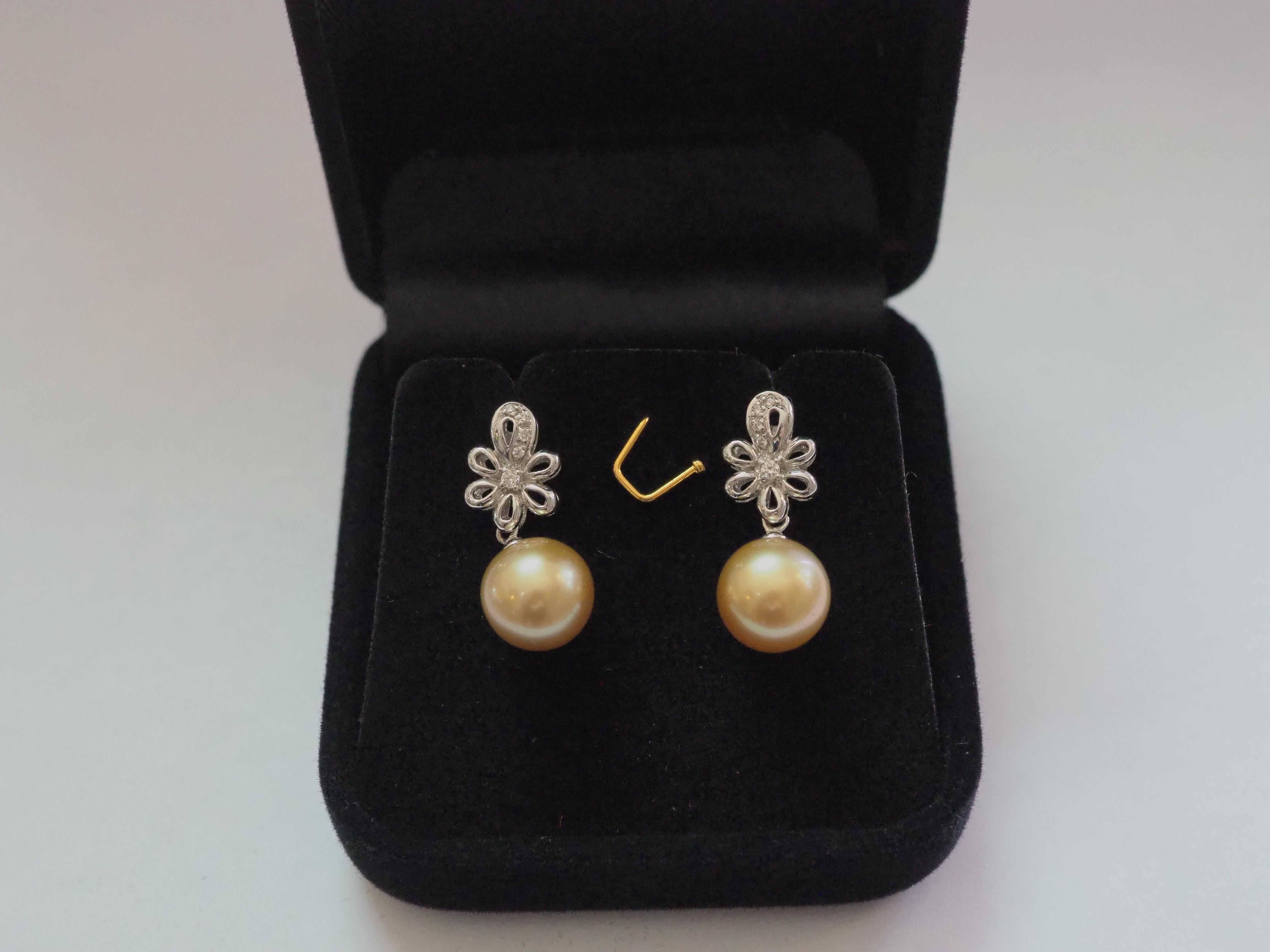 18K White Gold 9mm Golden South Sea Pearl & 0.06ct Diamond Dangle Earring For Sale 2