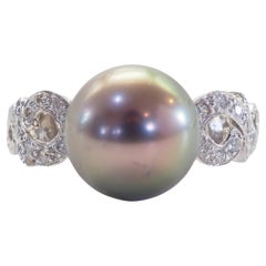 18K White Gold 9mm Tahiti Pearl & 0.16ct Diamonds Swirl Shank Cocktail Ring