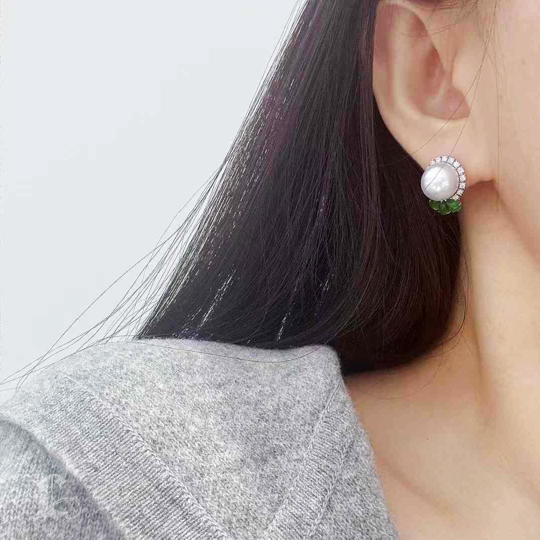 Uncut 【Jādora】Blossom of Fortune Jadeite & South Sea Pearl Earrings For Sale