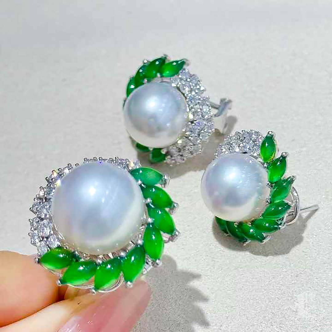 【Jādora】Imperial Leaf Halo Jadeite & South Sea Pearl Earrings 1