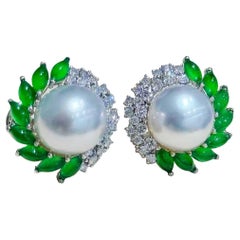 【Jādora】Pendientes de jadeíta con halo de hoja imperial y perlas del mar del sur