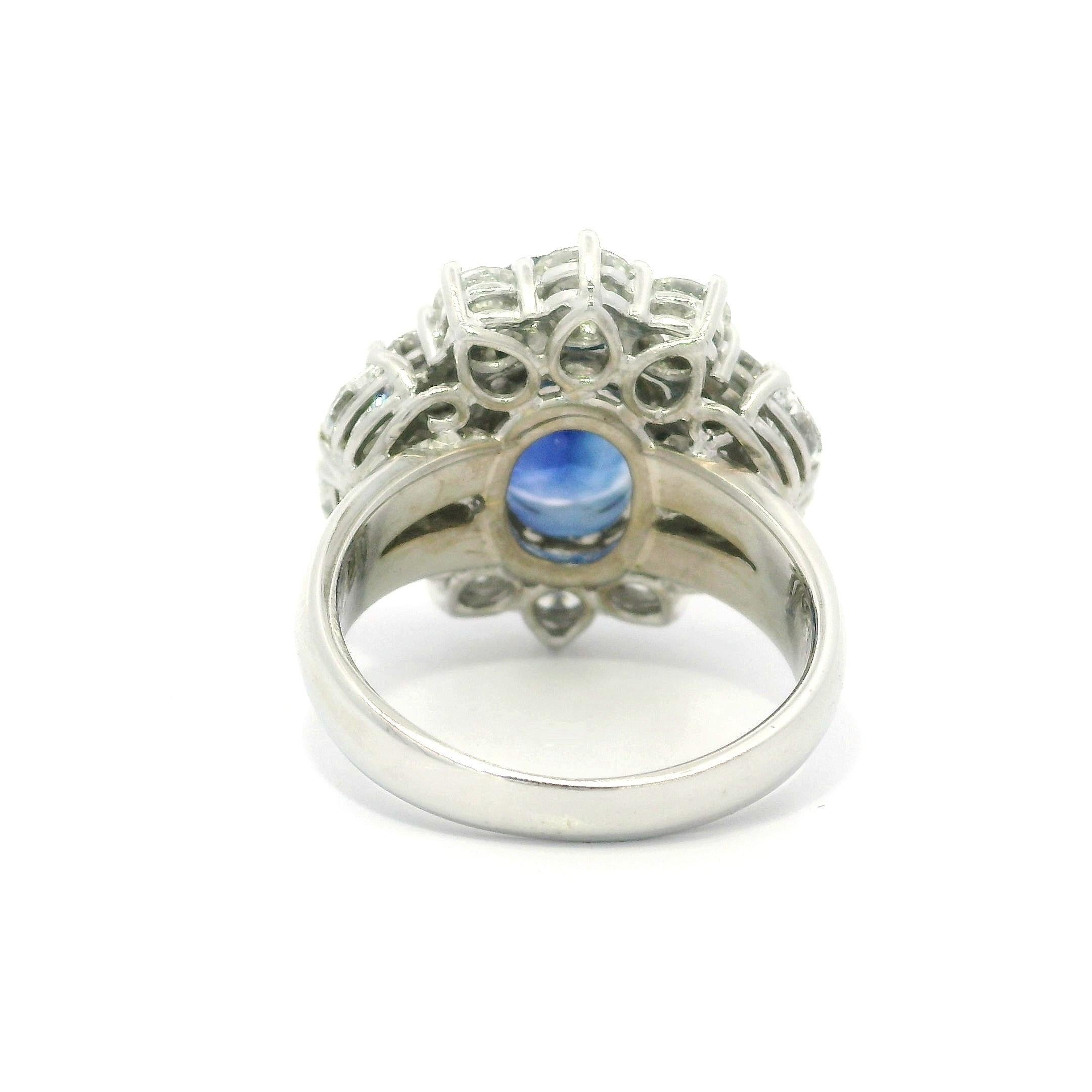 --Pierre(s) :...
(1) Saphir véritable naturel - taille ovale - bien taillé - serti - couleur bleue - Ceylan - chauffé - 6.47ct (exact)
** Voir les détails de la certification ci-dessous pour des informations complètes
Diamants naturels authentiques