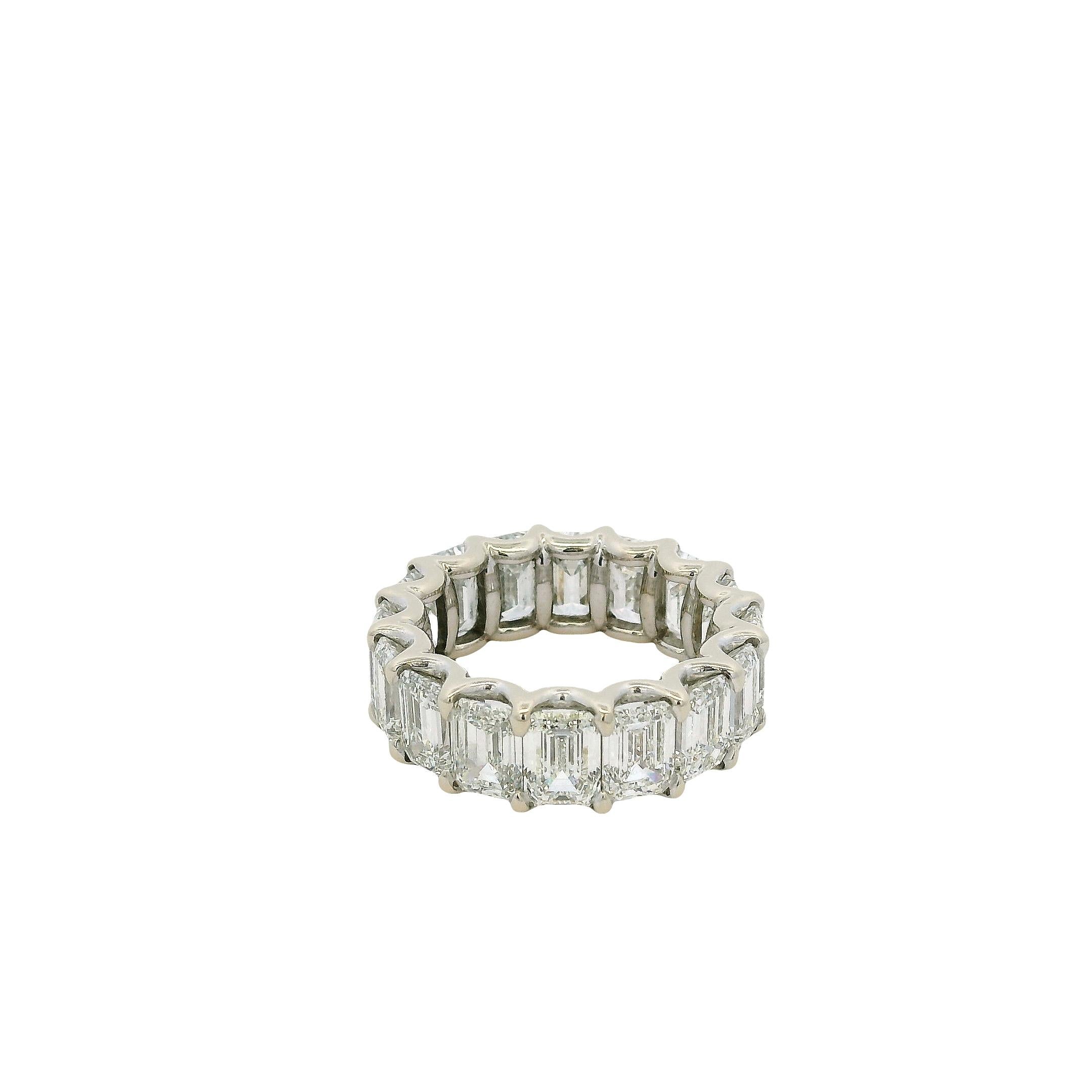 18k Weißgold alle GIA zertifiziert Smaragdschliff 9,82ctw Diamant Eternity Band im Angebot 4