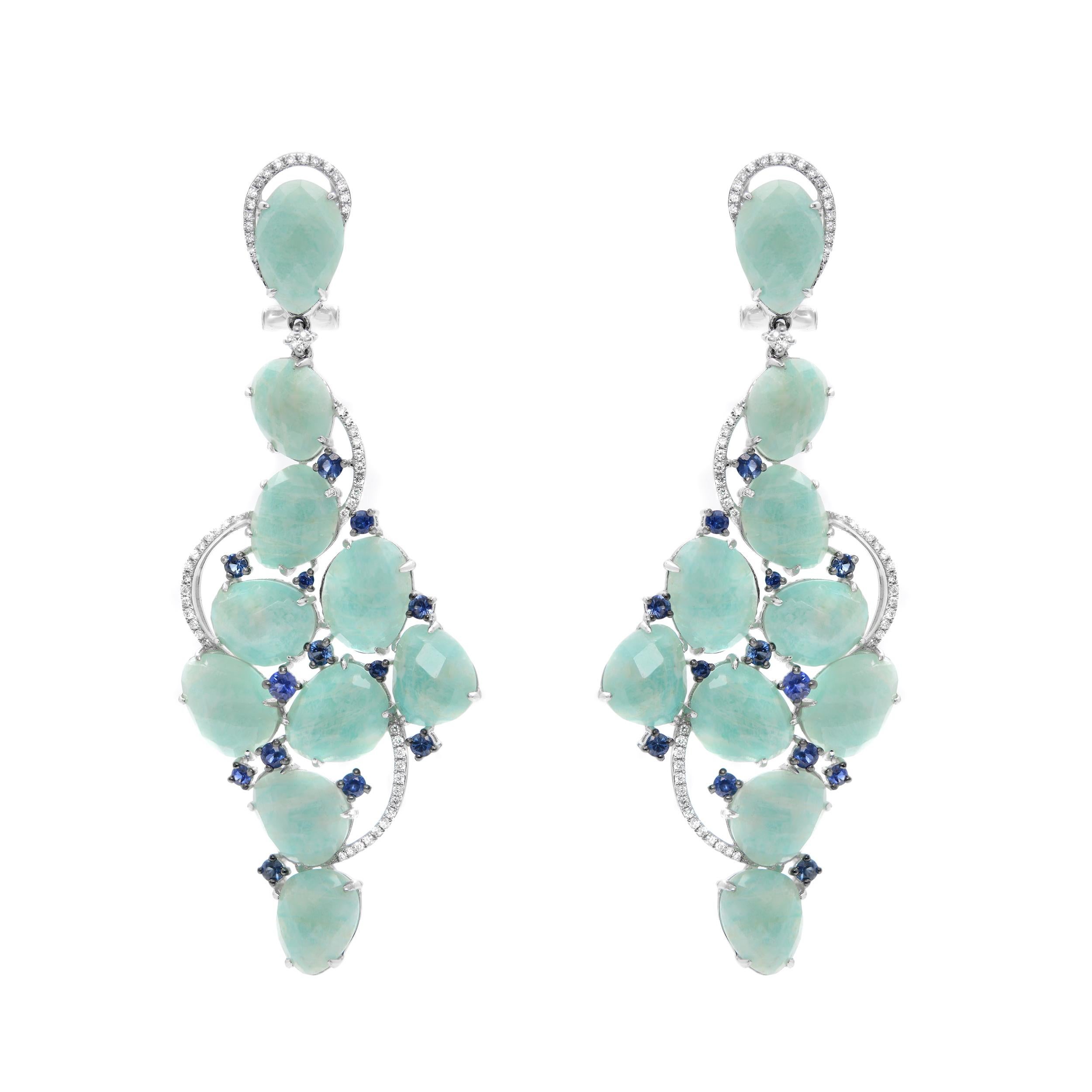 Boucles d'oreilles en goutte en or blanc 18 carats, saphir bleu amazonite et diamants