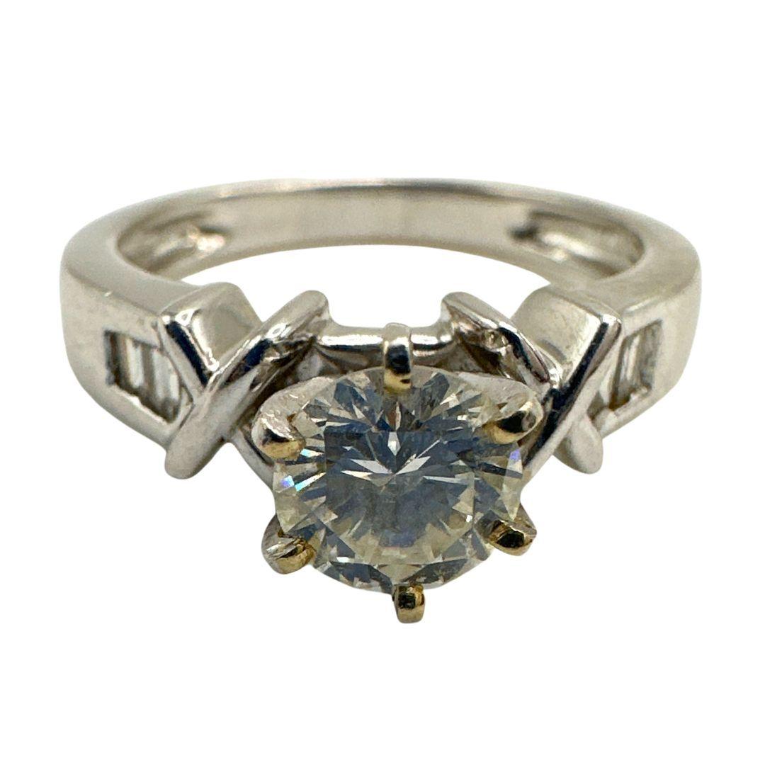 Step into sophistication with the alluring 18K White Gold Stunning Antique Ring with Diamond, designed for women who appreciate timeless elegance. Meticulously crafted, this captivating cocktail diamond ring seamlessly blends vintage-inspired