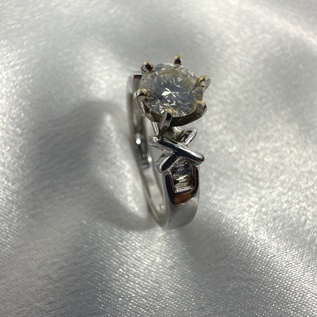 18K White Gold American Victorian brilliant cut cocktail Diamond Ring Size 7 In Excellent Condition For Sale In Jacksonville, FL