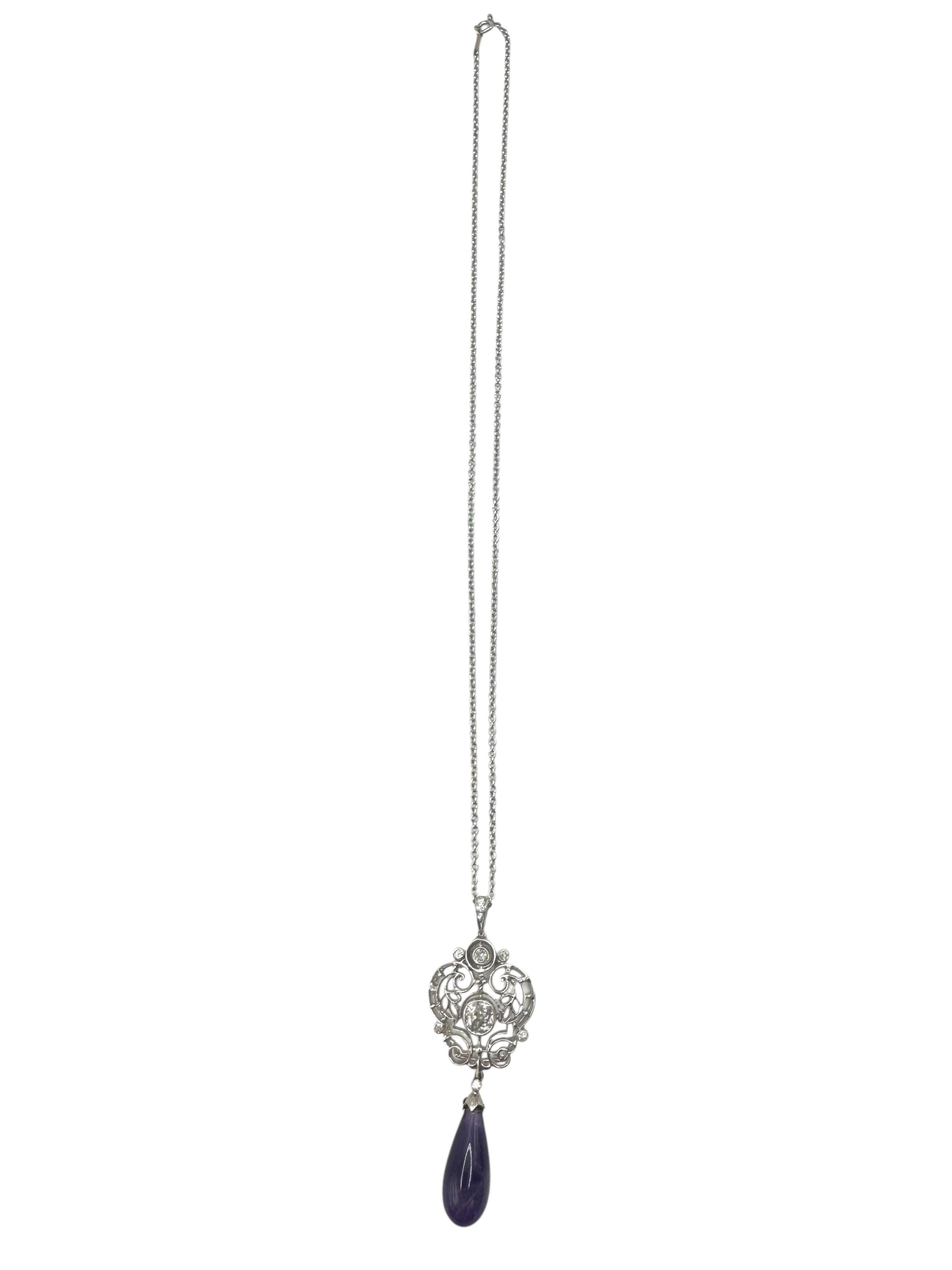 da uomo o donna 18K White Gold Amethyst and Diamond Drop Pendant Necklace in vendita