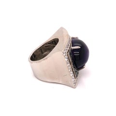 18 Karat White Gold Amethyst Diamond and Black Diamond Ring