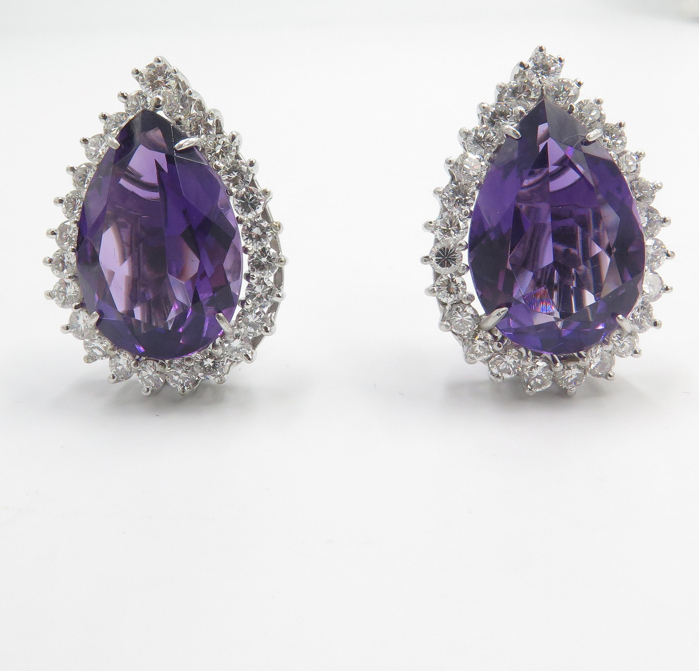 Pendientes de amatista y diamante de oro blanco de 18 quilates en Excelente estado para la venta en West Palm Beach, FL