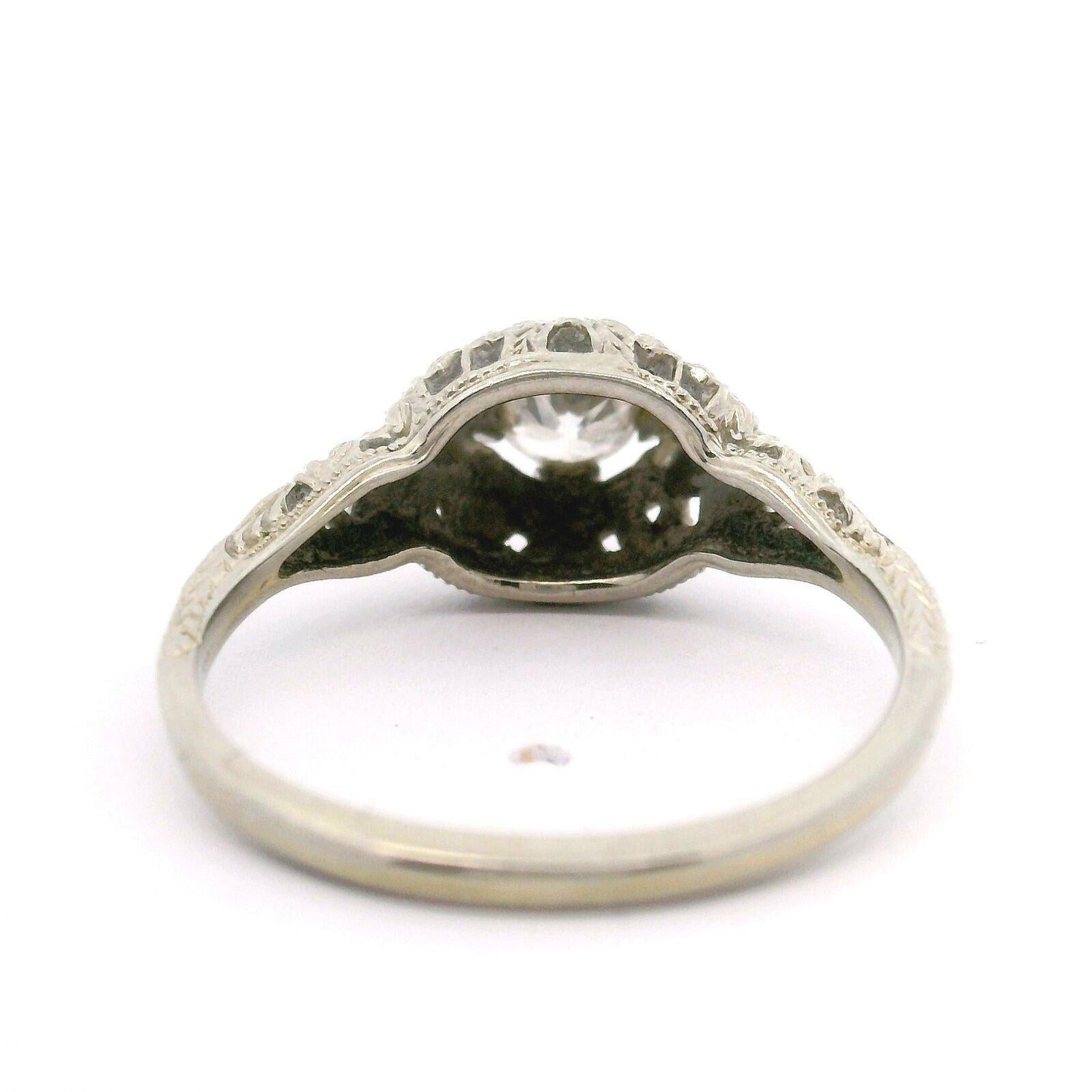 18k White Gold and 0.33ct Diamond Vintage Bombe Ring Size 6.5 In Good Condition In Guilford, CT