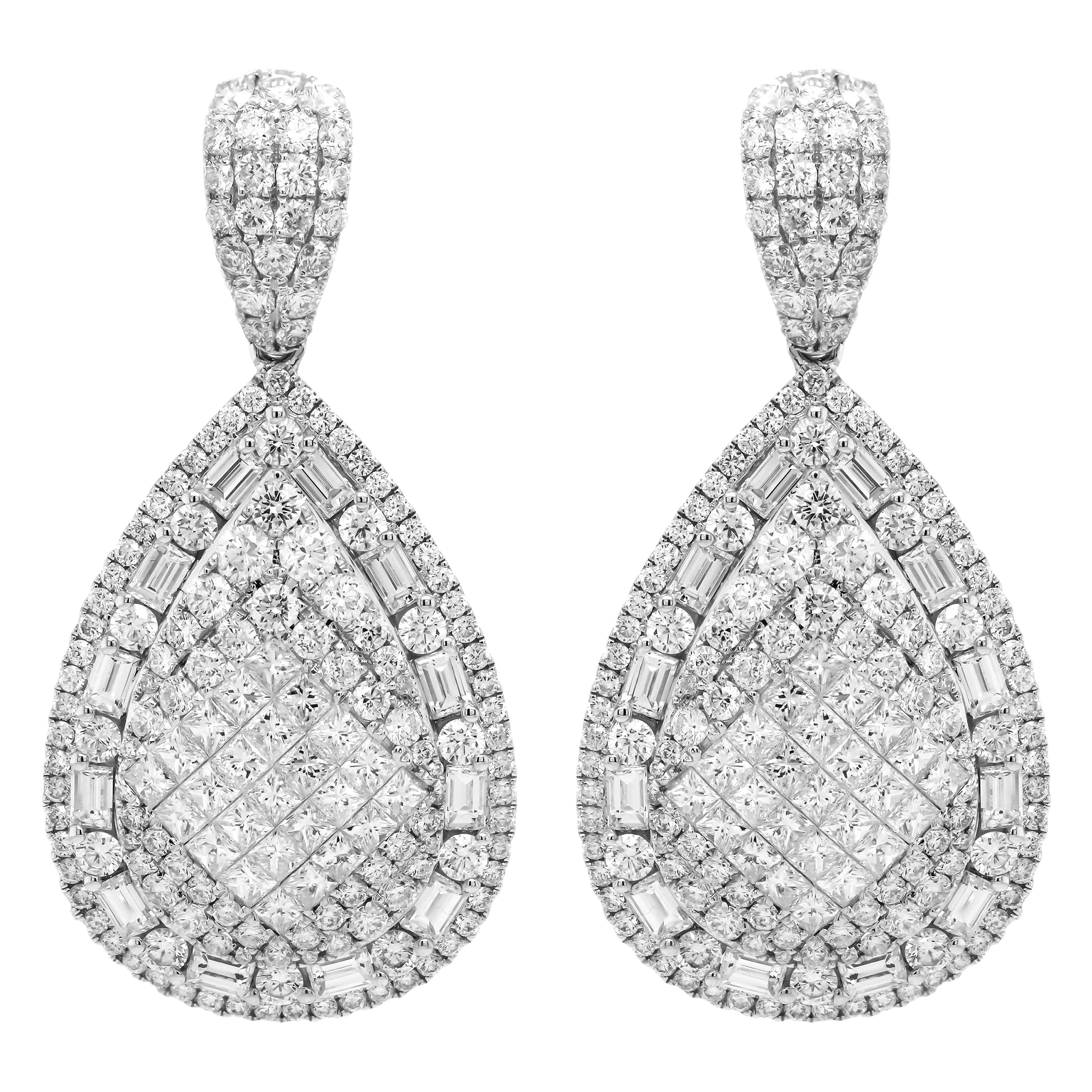 18K White Gold and 10.42 Ct Round Baguette Princess Cut Diamonds Drop Earrings