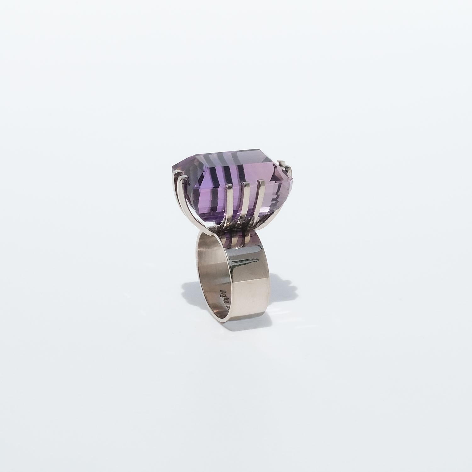 18k White Gold and Amethyst Ring by Swedish Master Burt Edman, Made Year 2003 For Sale 5
