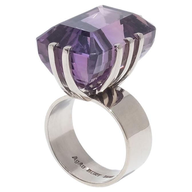 18k White Gold and Amethyst Ring by Swedish Master Burt Edman, Made Year 2003 For Sale