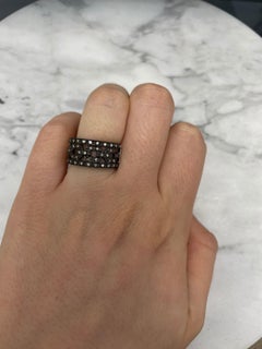 18k White Gold and Black Rhodium Diamond Chain Ring