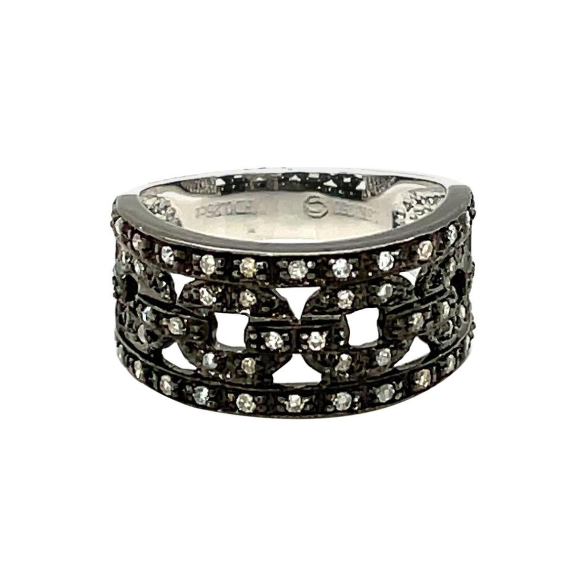 White and Black Diamond Chain Ring