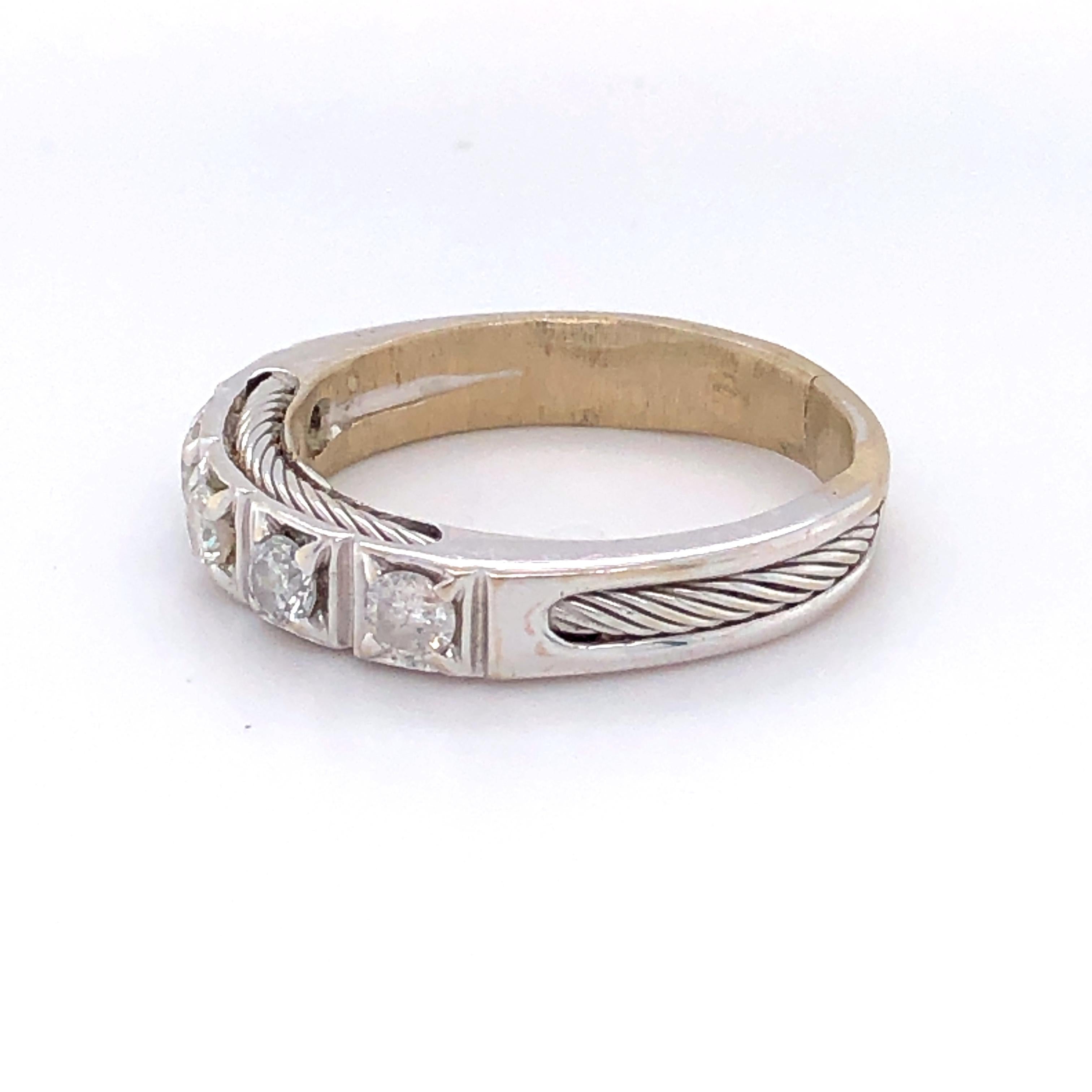 Round Cut 18 Karat White Gold and Diamond Band For Sale