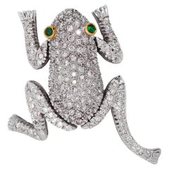 18K White Gold and Diamond Cabochon Emerald Eyes Frog Brooch Pin