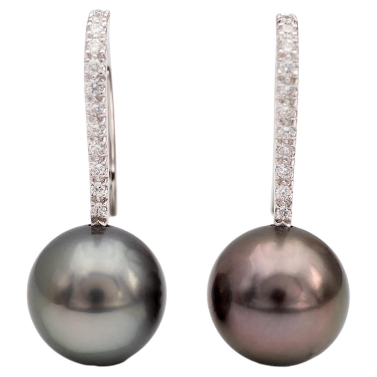 18K White Gold and Diamond Drop Earrings with Pearles