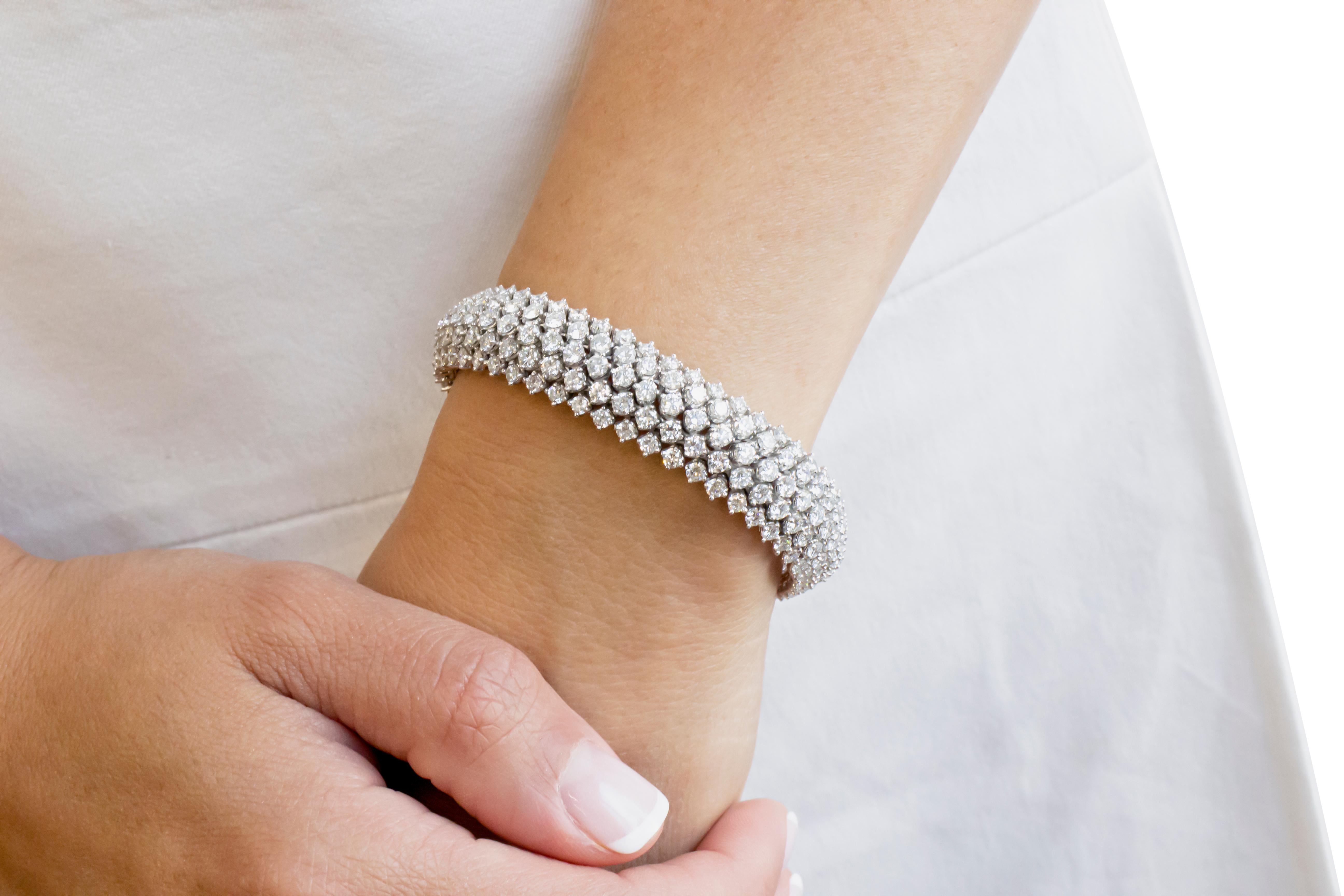 De las mujeres Pulsera de tenis de cinco filas de oro blanco de 18 quilates y diamantes