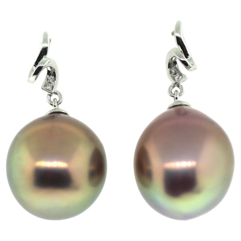 Hakimoto 18K White Gold and Diamond Pearl Earrings For Sale at 1stDibs