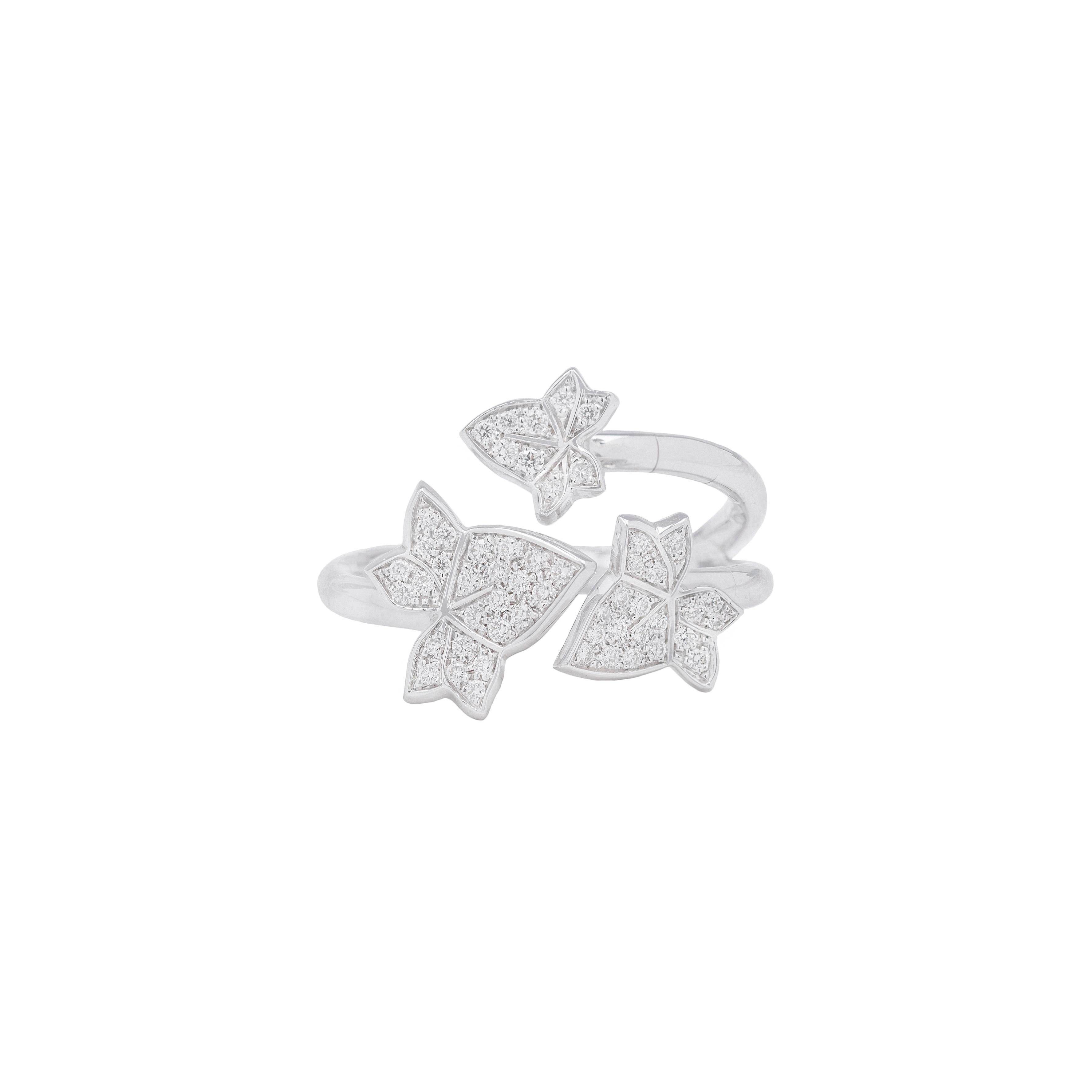 For Sale:  18k White Gold and Diamonds Leaves Ring 3