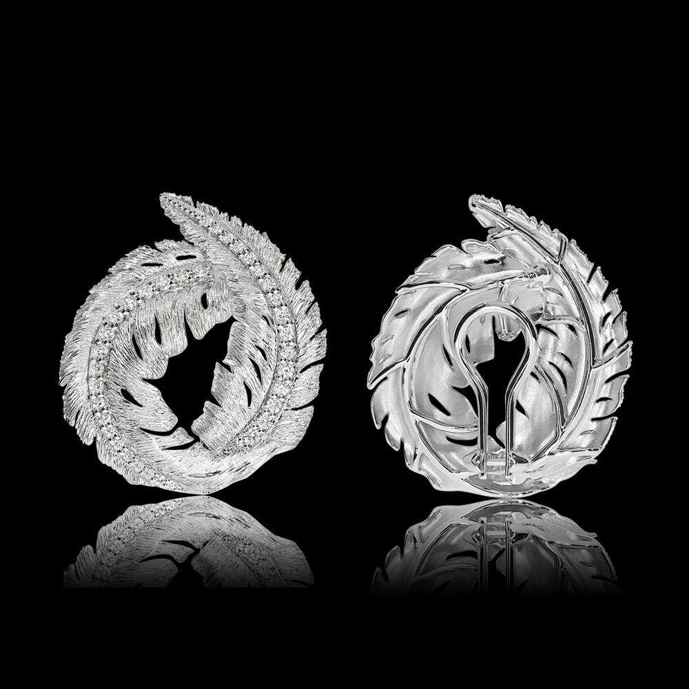 Contemporary 18K White Gold and Diamonds Textured Leaf Earrings For Sale