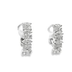 Boucles d'oreilles demi-créoles Omega Back en or blanc 18 carats et diamants marquises et ronds 1,5 carat