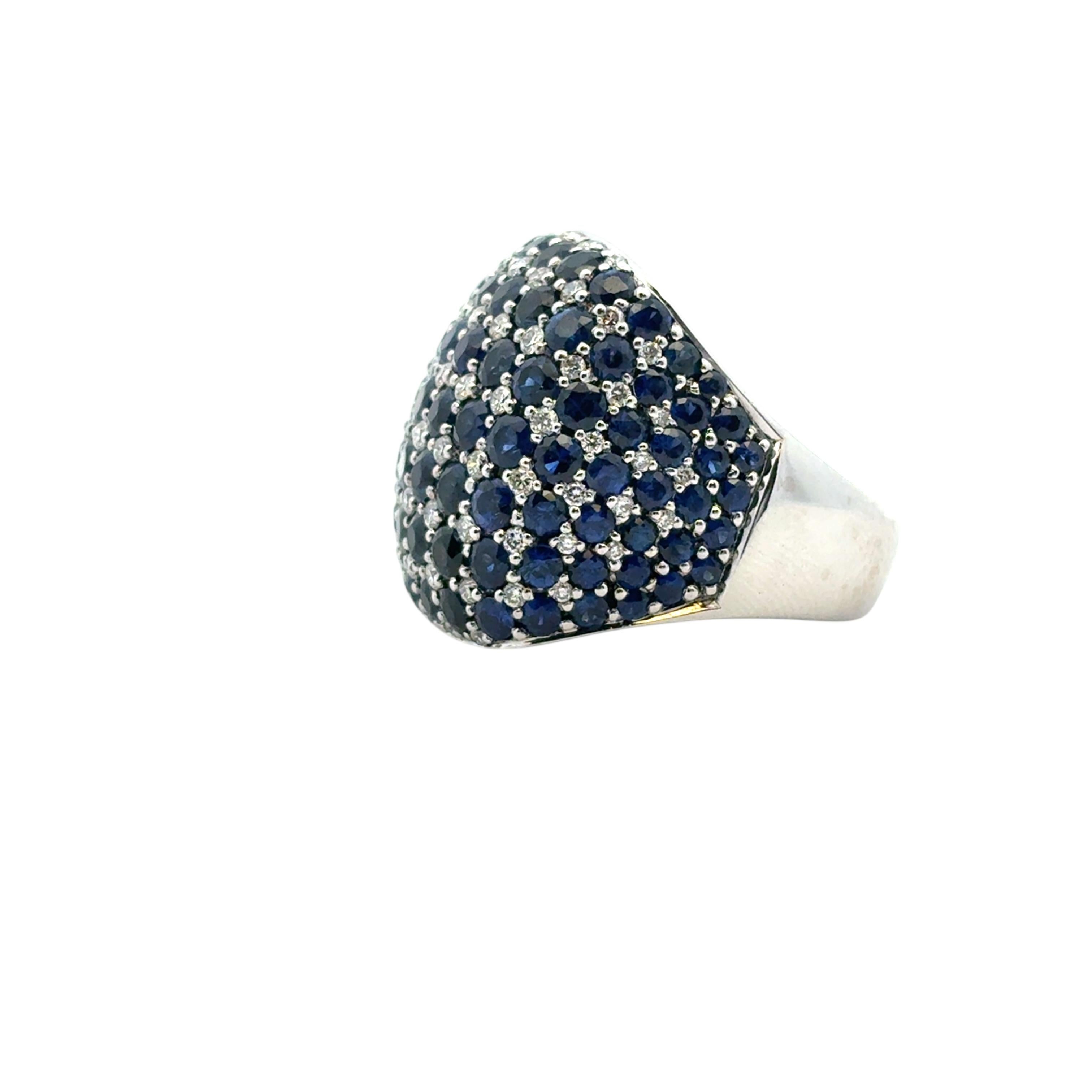 Anillo Cúpula Oro Blanco 18k aprox. 4,94ctw Zafiros Azules 0,72ctw Diamantes Naturales en venta 5
