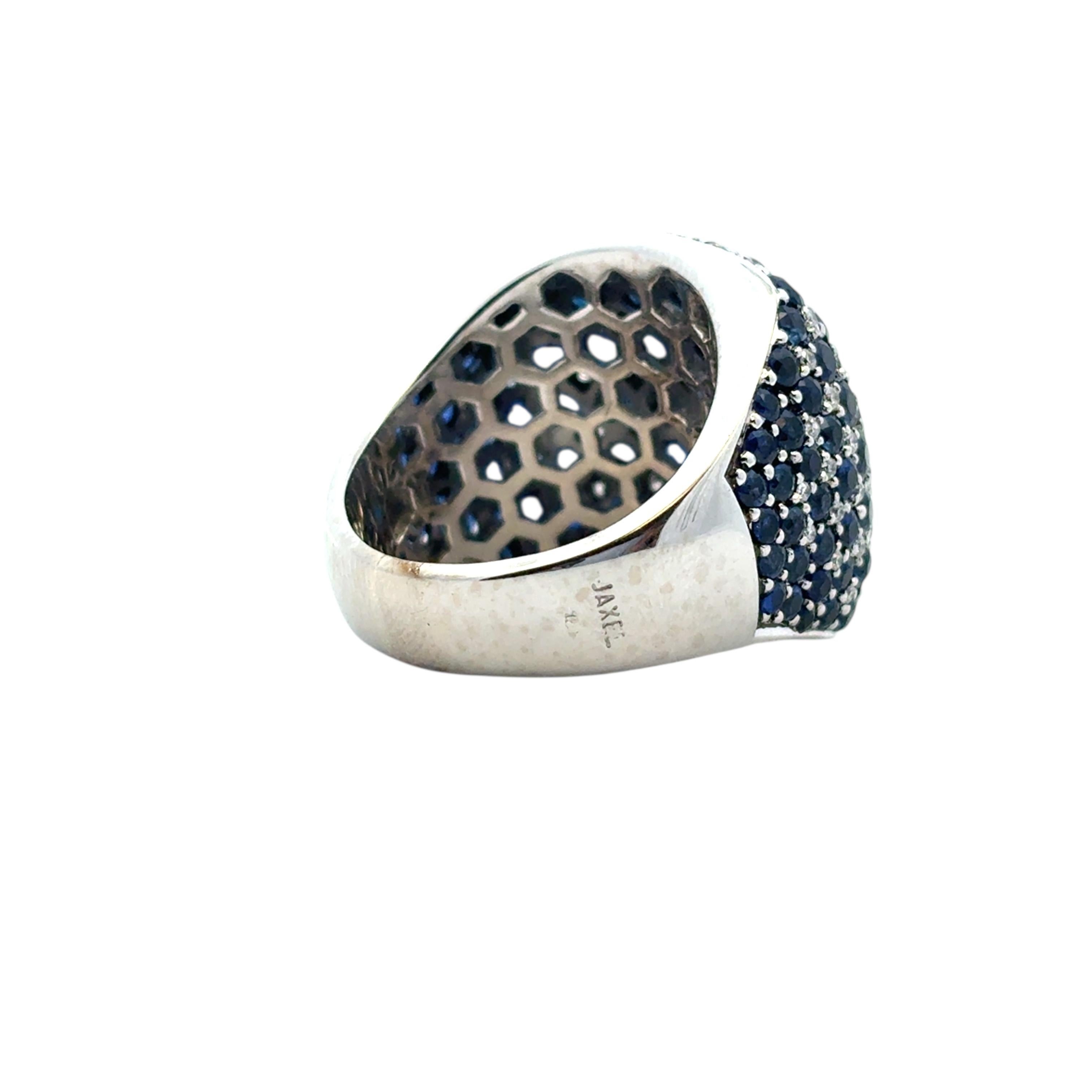 Anillo Cúpula Oro Blanco 18k aprox. 4,94ctw Zafiros Azules 0,72ctw Diamantes Naturales en venta 1
