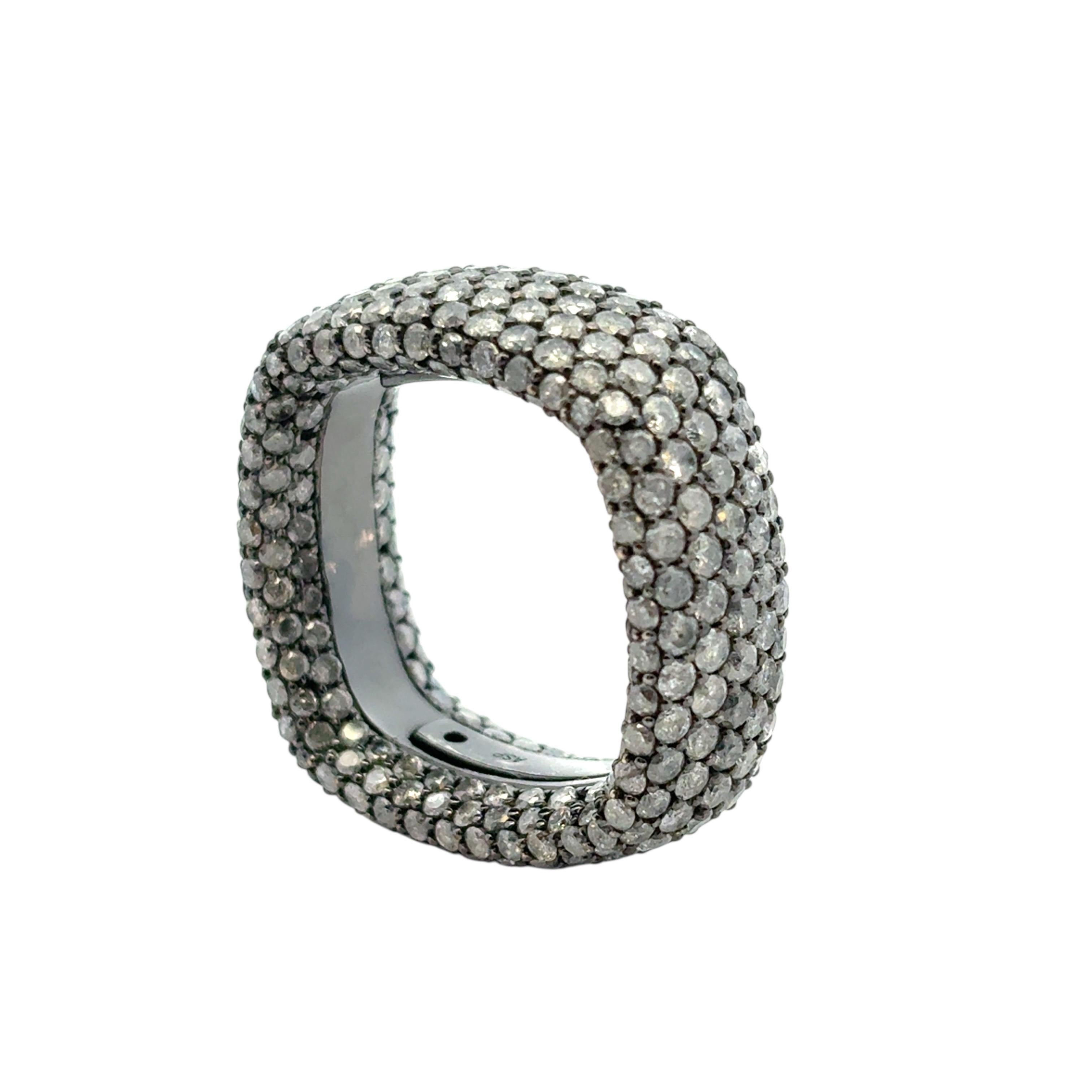 Taille ronde 18k White Gold approx. 6.99ctw Black Diamond Square Ring en vente