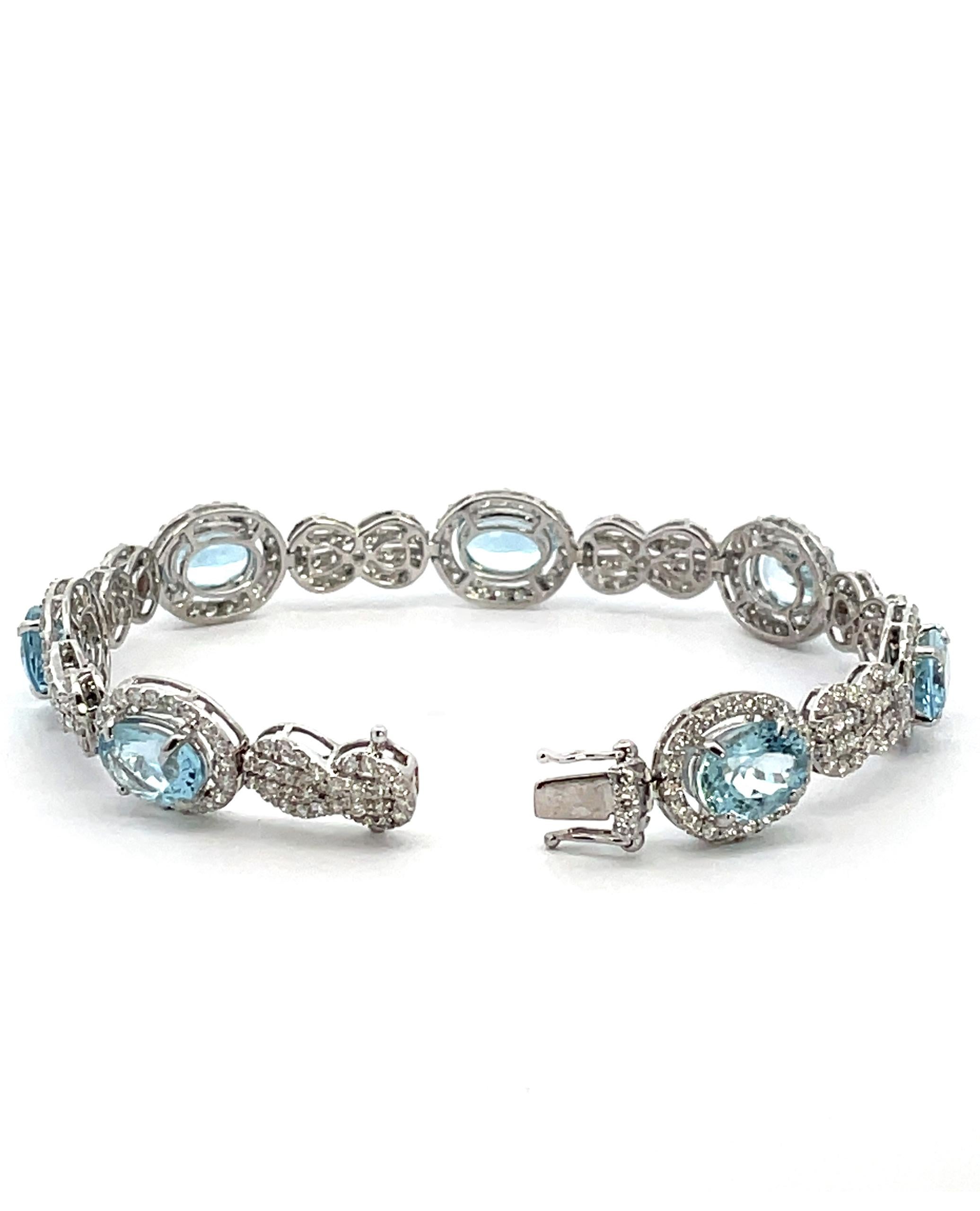 Contemporain Bracelet en or blanc 18 carats avec aigue-marine et diamants en vente