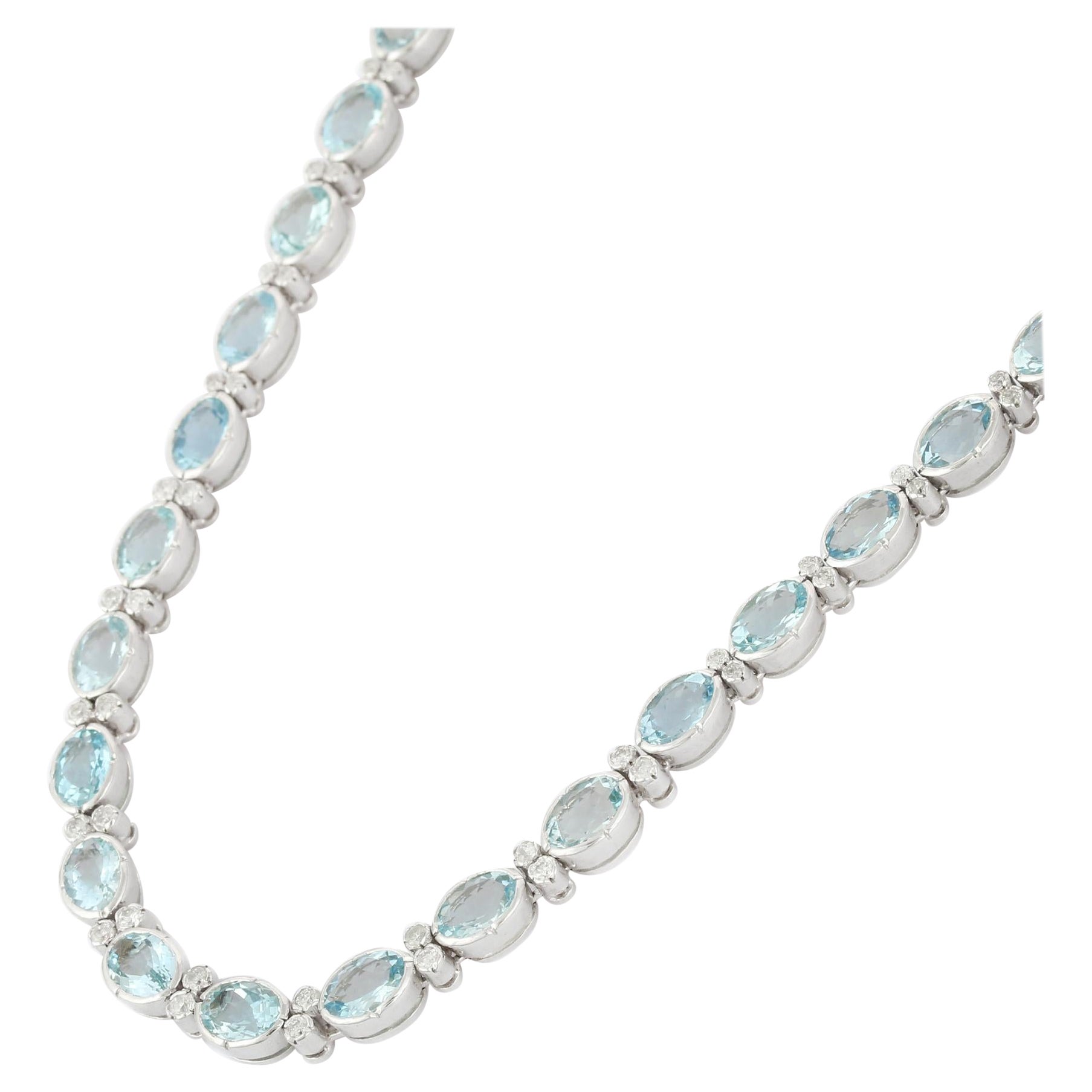 18 Karat Weißgold Ehering mit Aquamarin und Diamant