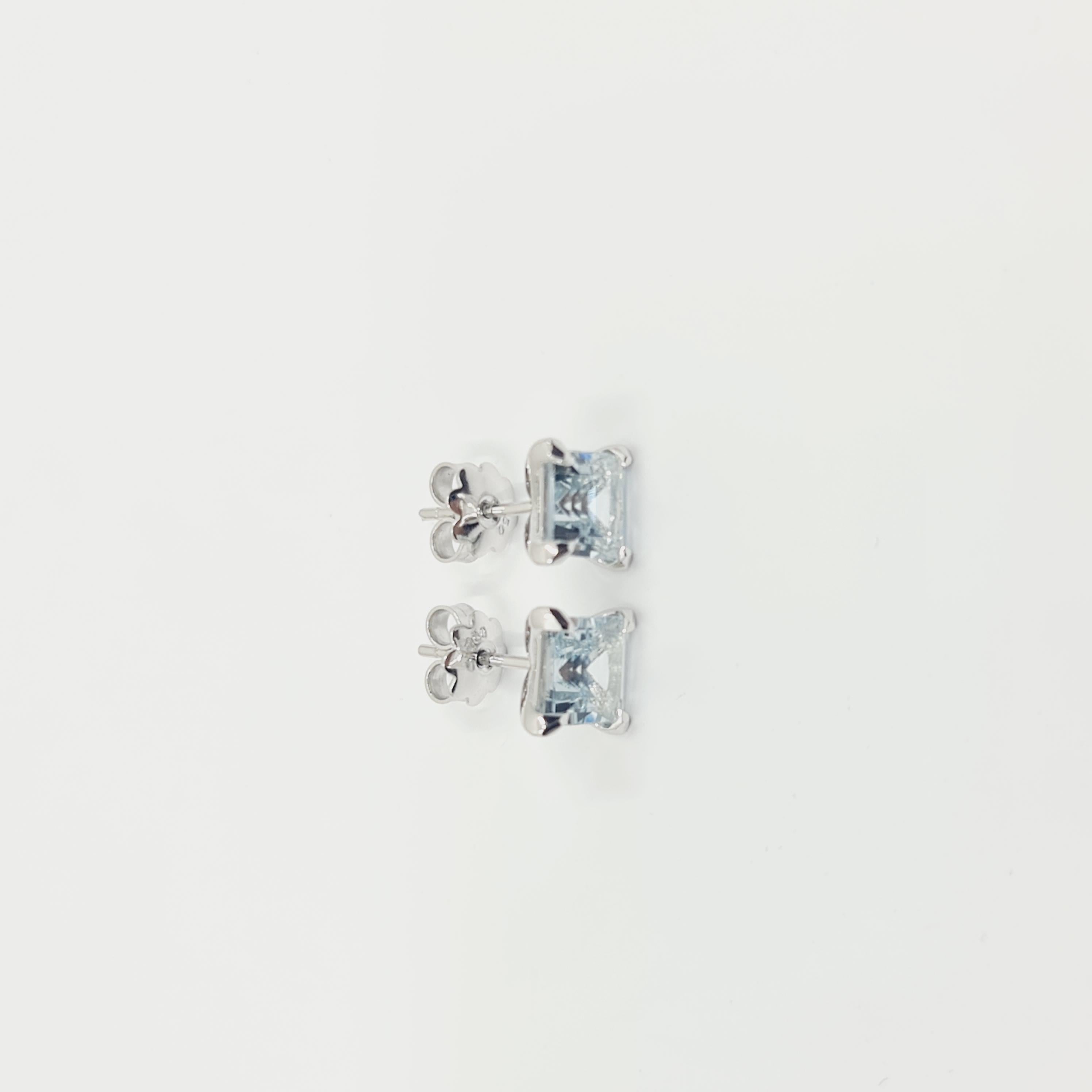 Modern 18K White Gold Aquamarine Studs 3.60 Carat 1.1x1.1cm