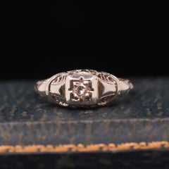 18K White Gold Art Deco Diamond Engagement Ring