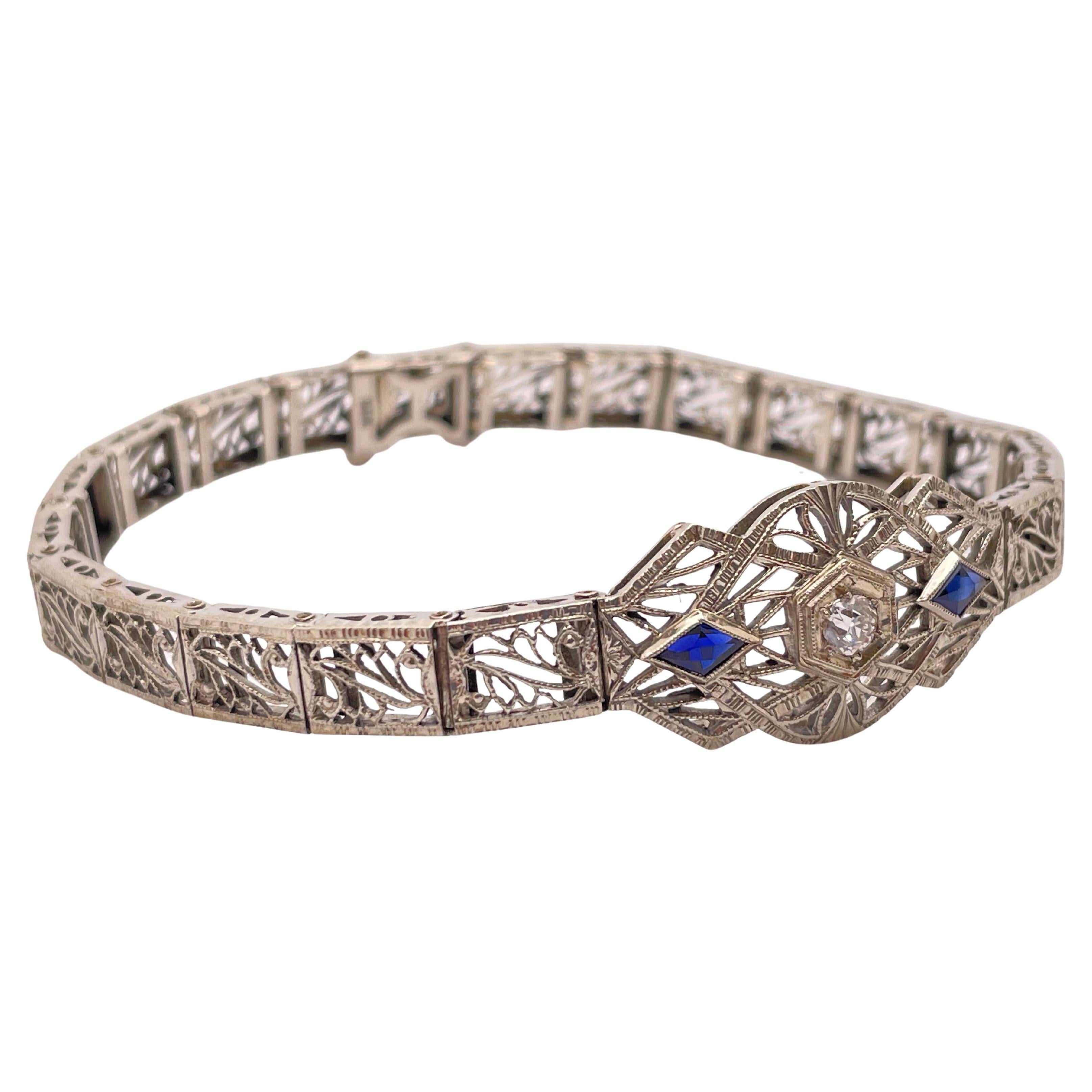 Bracciale Art Deco in oro bianco 18 carati con diamanti e zaffiri in filigrana