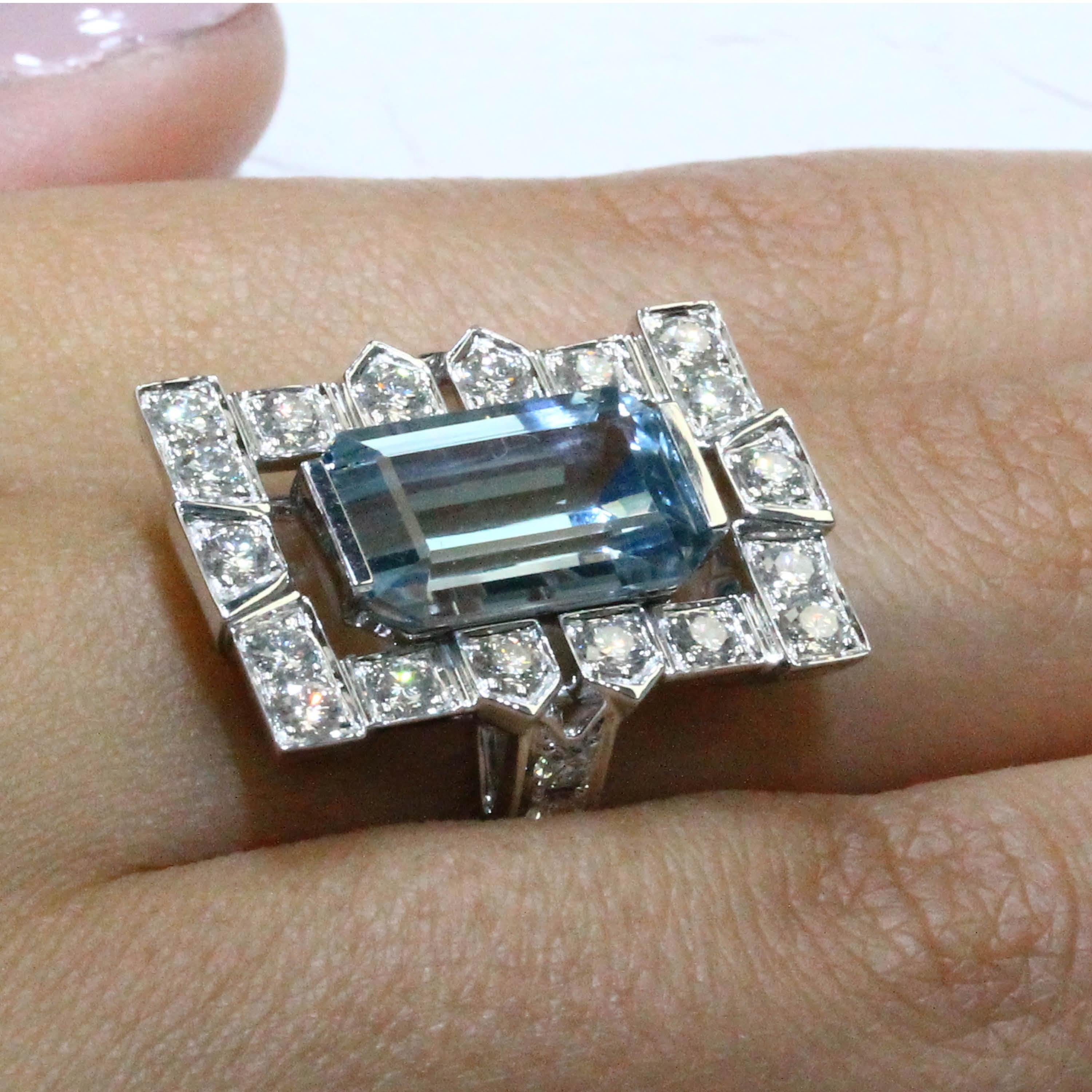 Women's 18K White Gold Art Deco Style Emerald-Cut Aquamarine Ring Diamonds 1.03 ct. For Sale