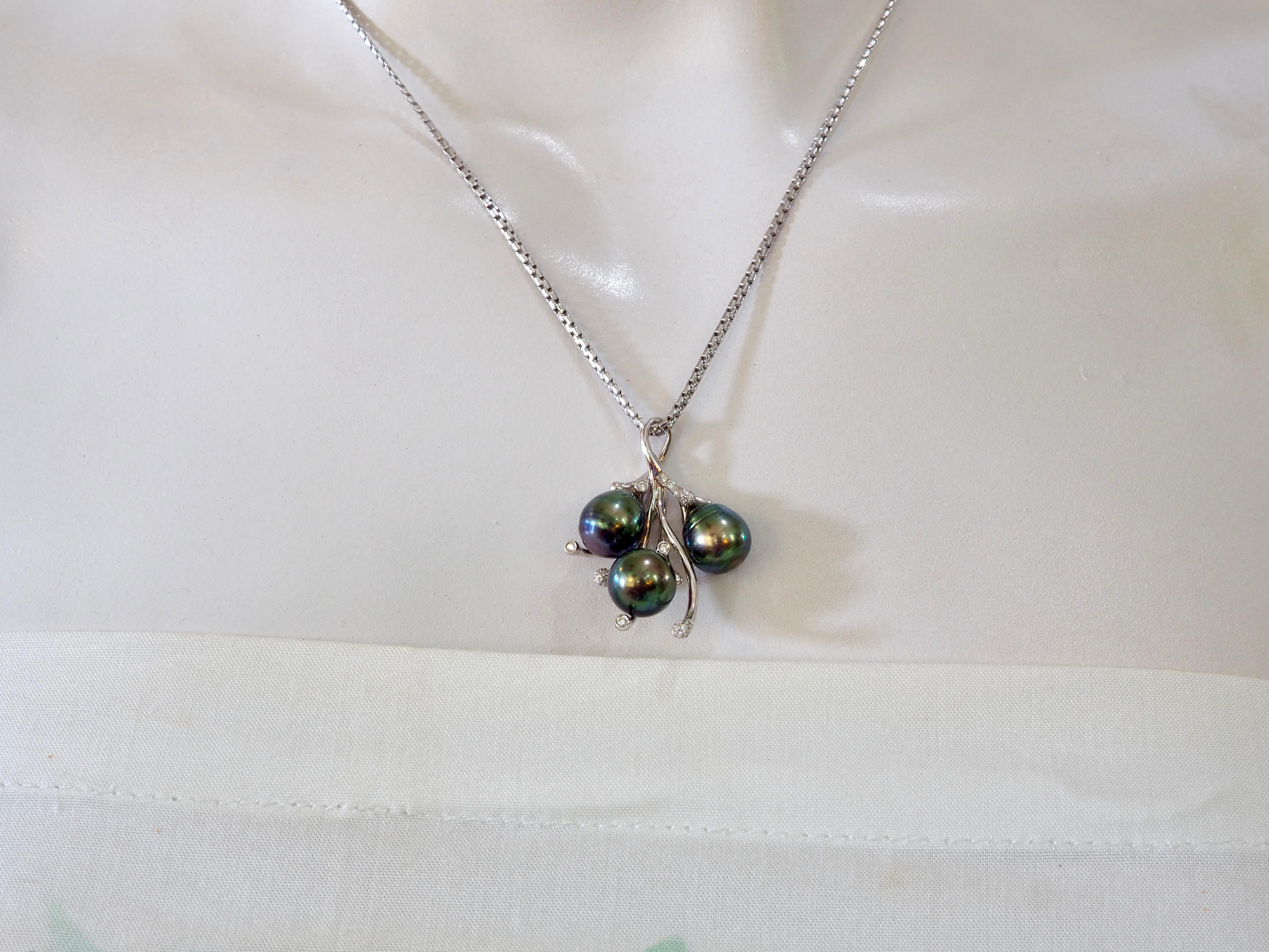 18K Weißgold Av 9mm Lüster Schwarz Tahiti Perle & 0,25ct Diamant Branch Anhänger im Angebot 1