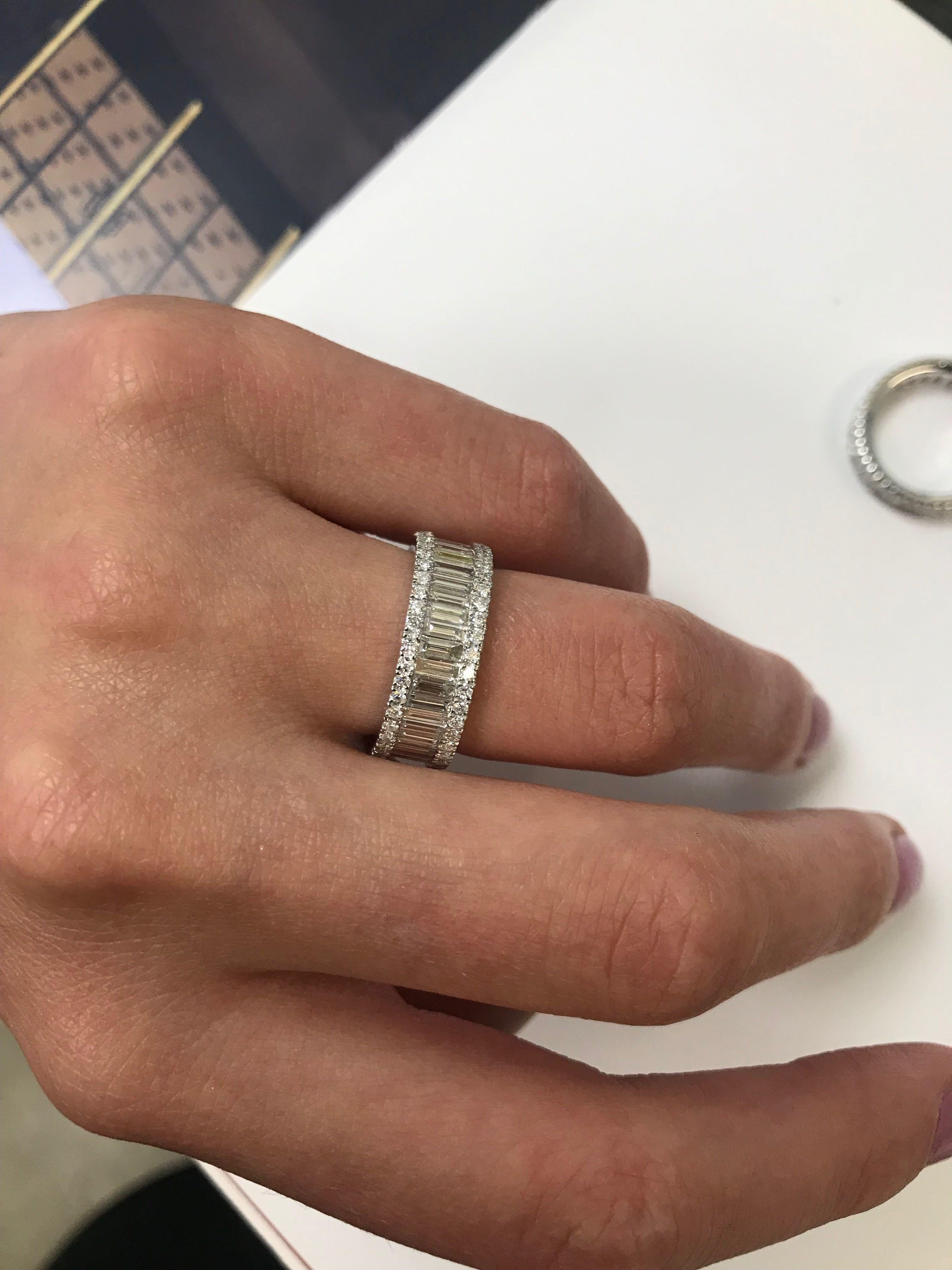 18 Karat White Gold Baguette and Round Cut Diamond Eternity Band 3.15 Carat In New Condition In New York, NY