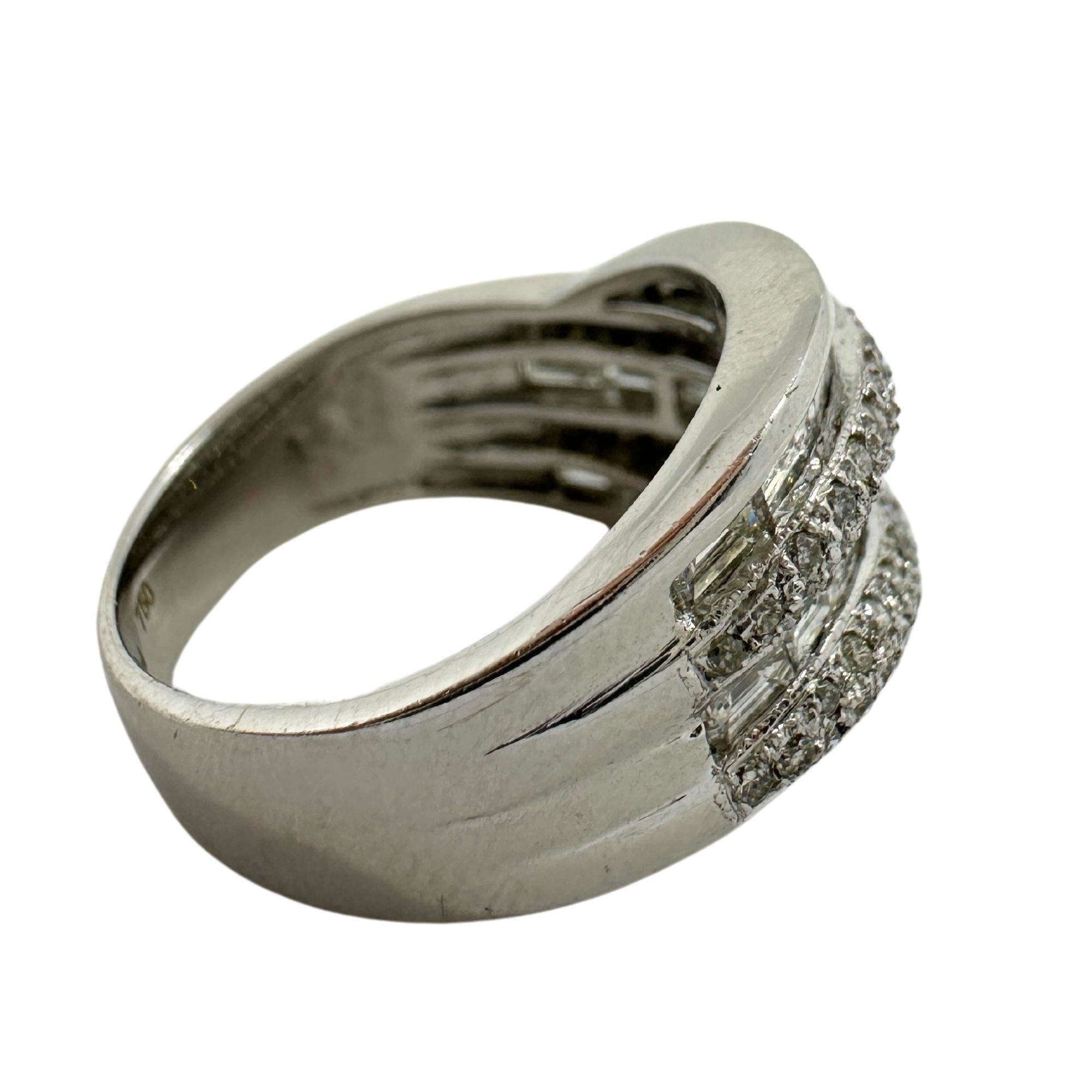 Women's 18K White Gold Baguette Cut Diamond Band Ring For Sale
