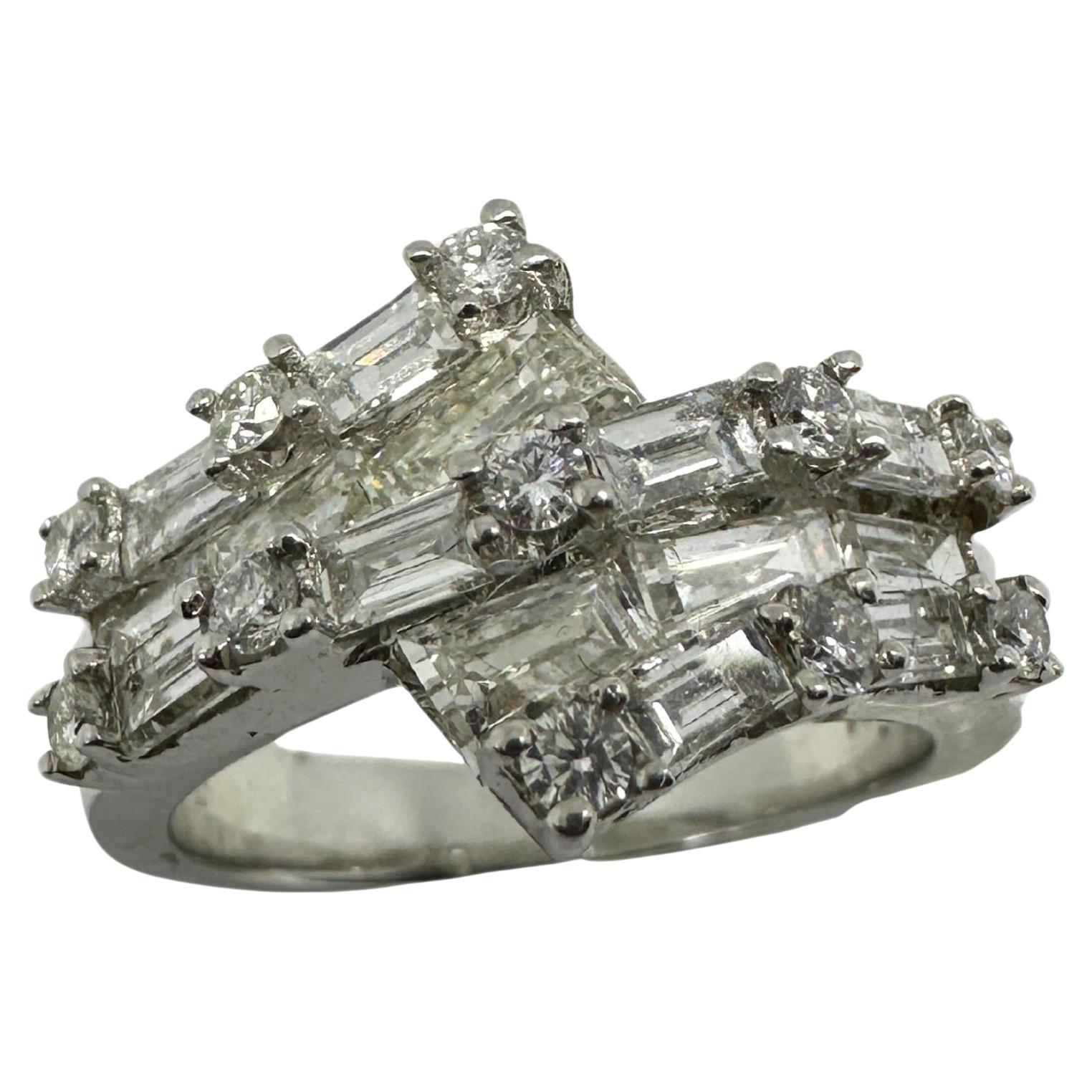 18K White Gold Baguette Cut Diamond Band Ring