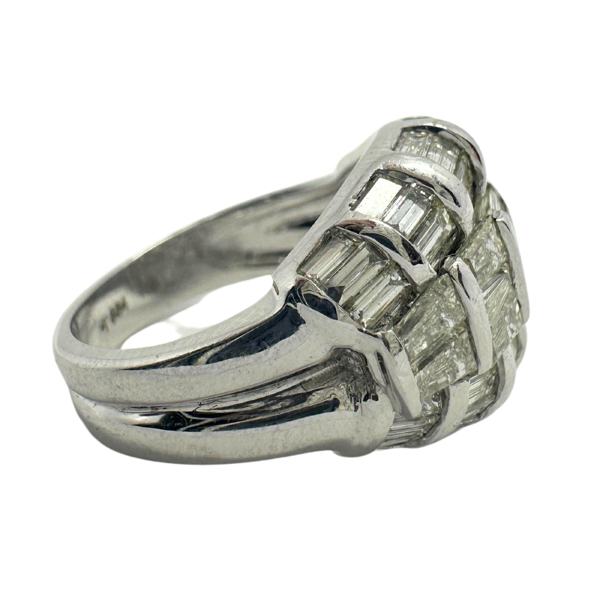 18k White Gold Baguette Cut Diamond Dome Ring For Sale 1