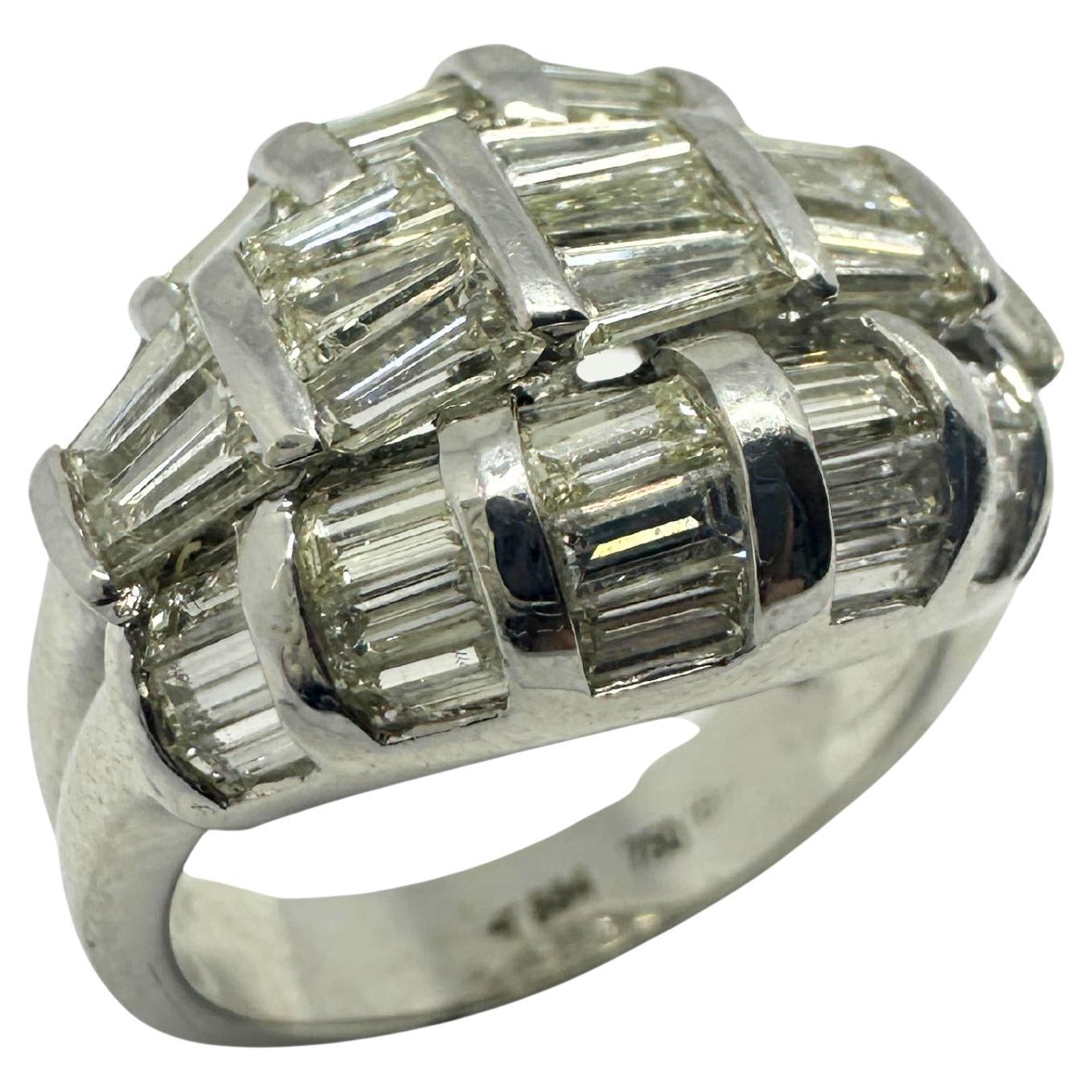 18k White Gold Baguette Cut Diamond Dome Ring