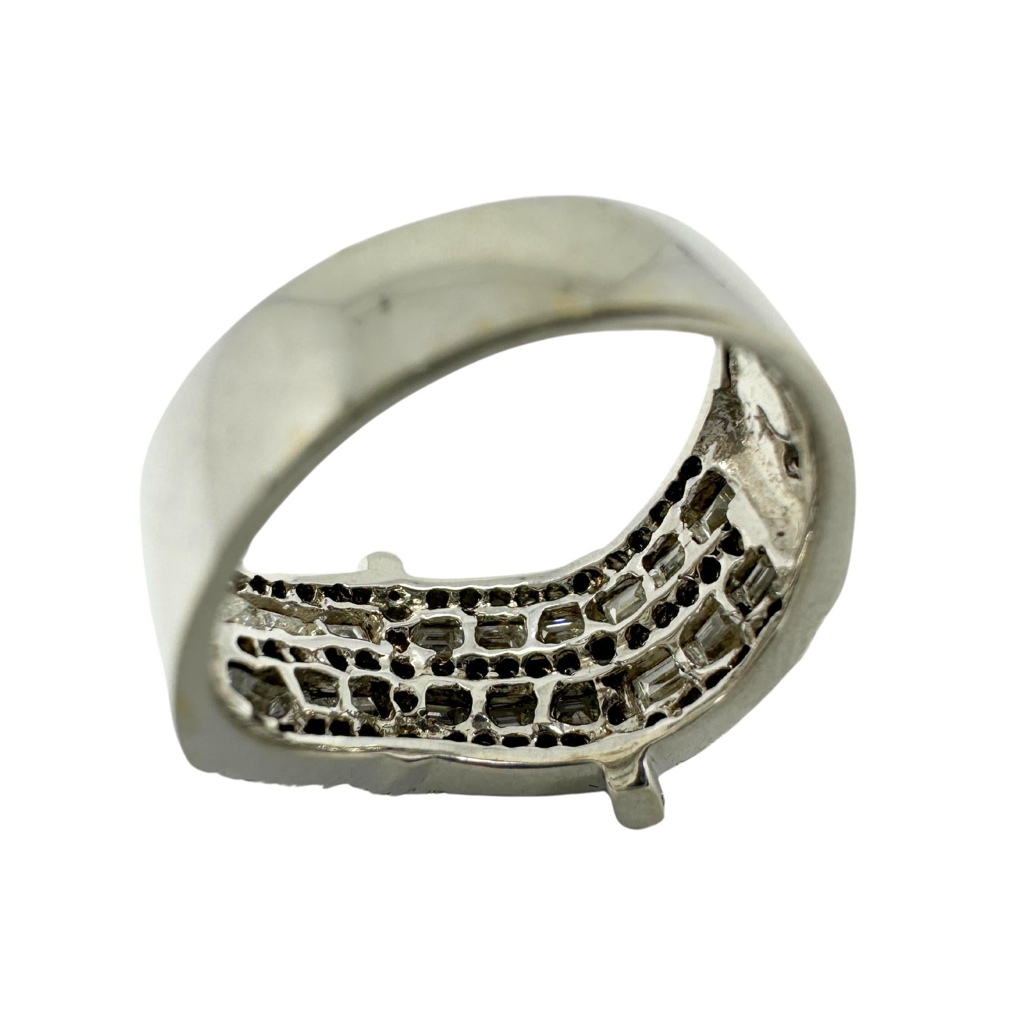 18K White Gold Baguette Cut Diamond Wide Band Ring For Sale 2