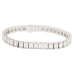 Bracelet en or blanc 18 carats avec diamants baguettes