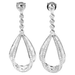 Baguette-Diamant-Tropfenohrringe aus 18K Weißgold
