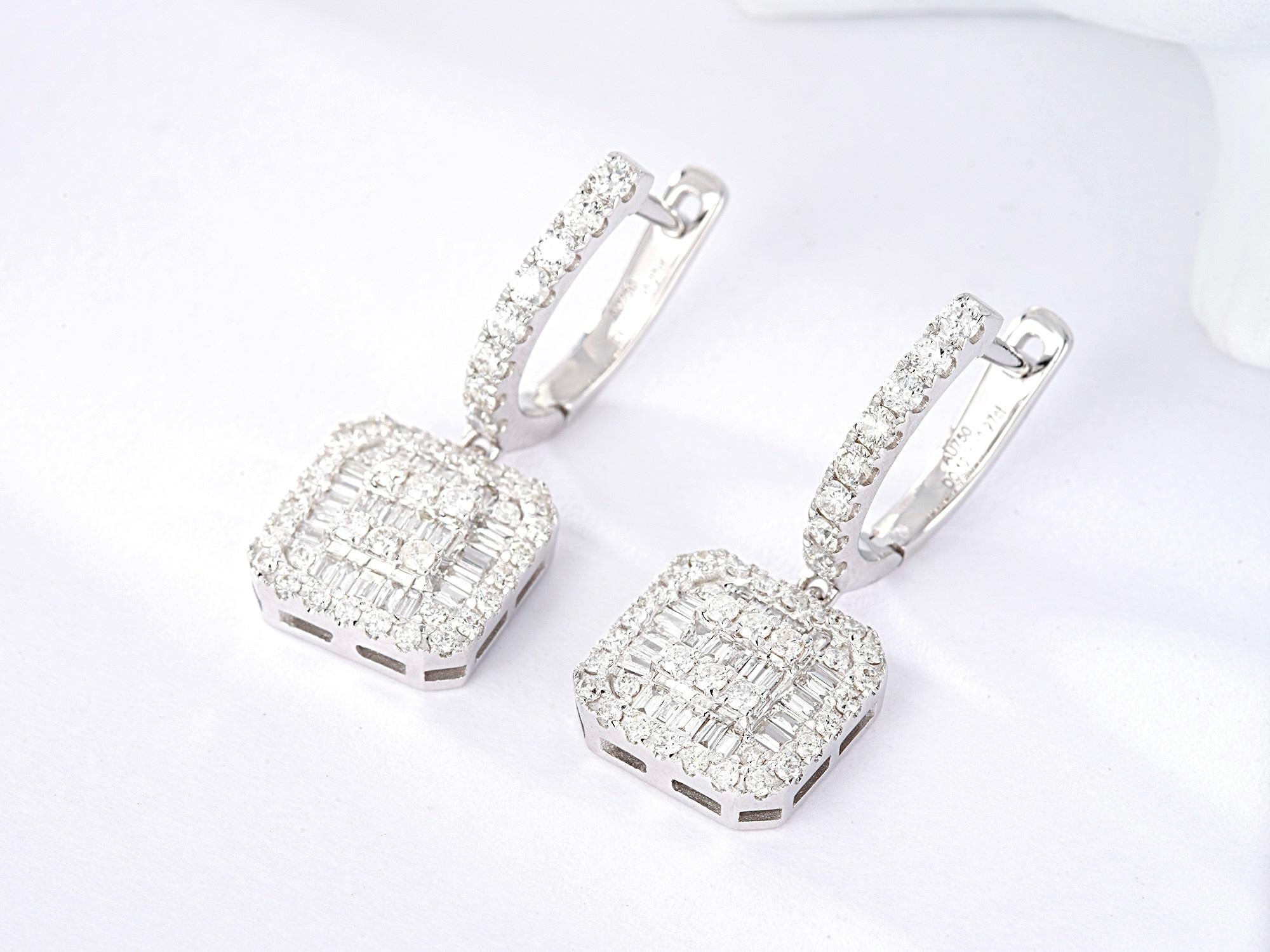 Modern 18K White Gold Baguette Diamond Earrings For Sale