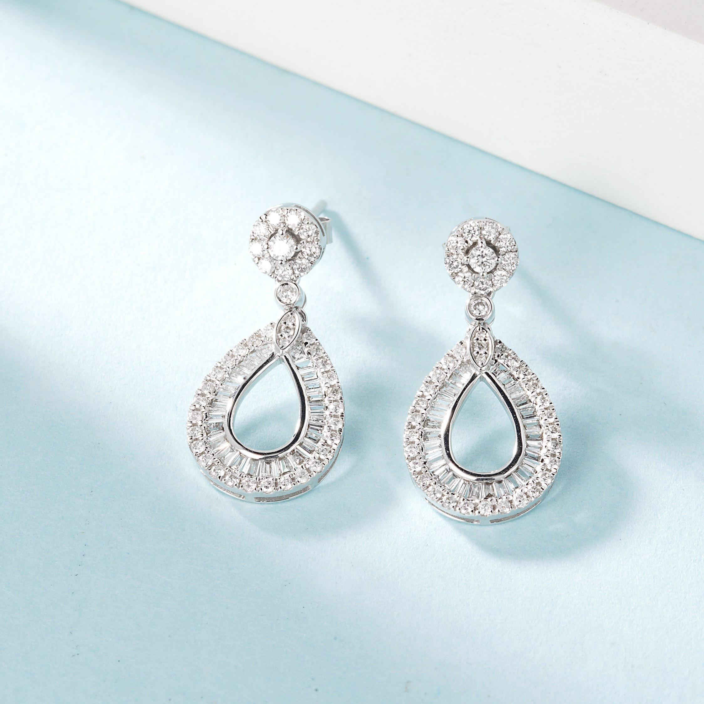 Baguette Cut 18K White Gold Baguette Diamond Earrings For Sale