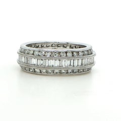 18K Weißgold Baguette & runder Diamant Band
